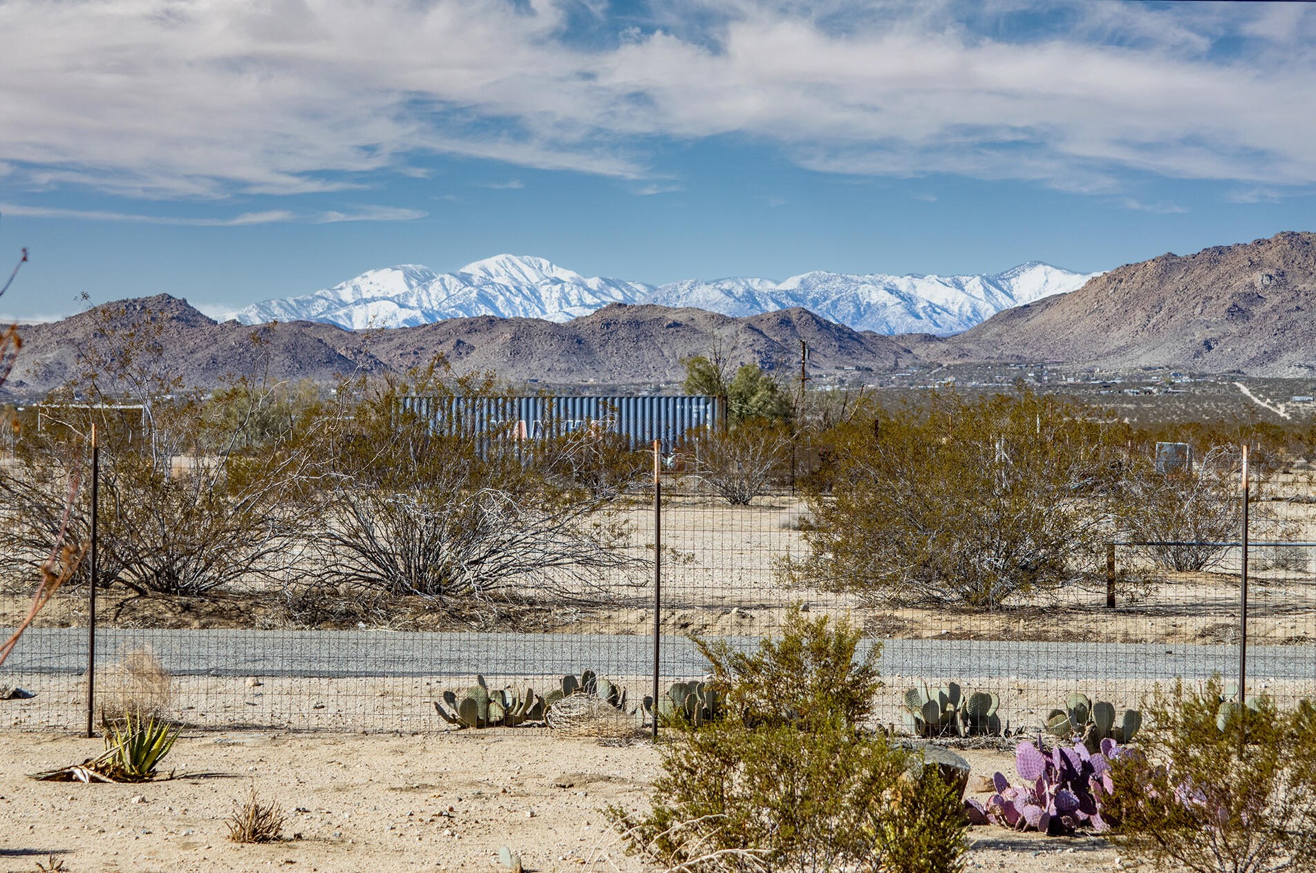 4545 Sunkist Rd, Joshua Tree CA  92252-4471 exterior