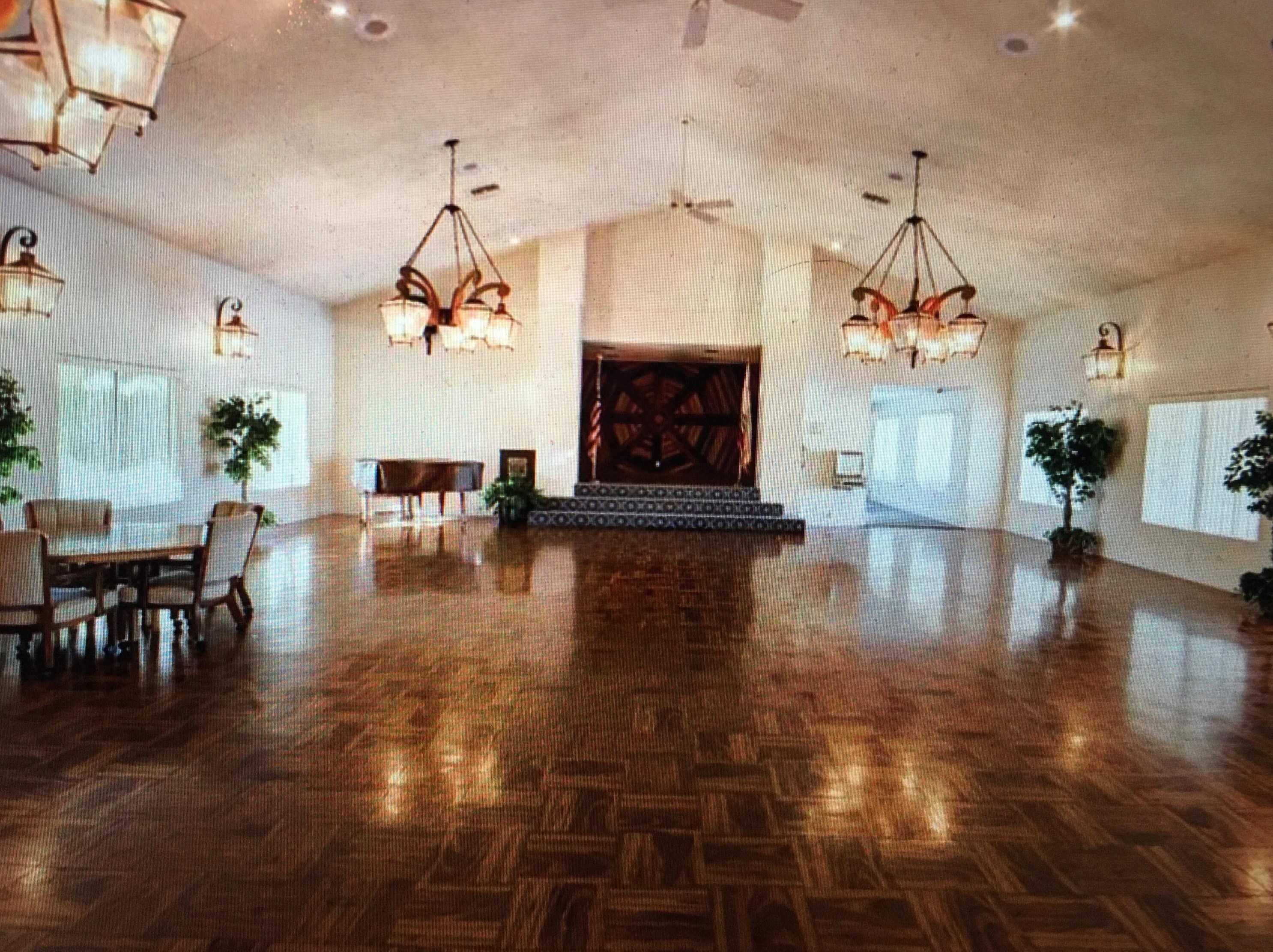 1076 Via Grande, Cathedral City CA  92234-4330 exterior