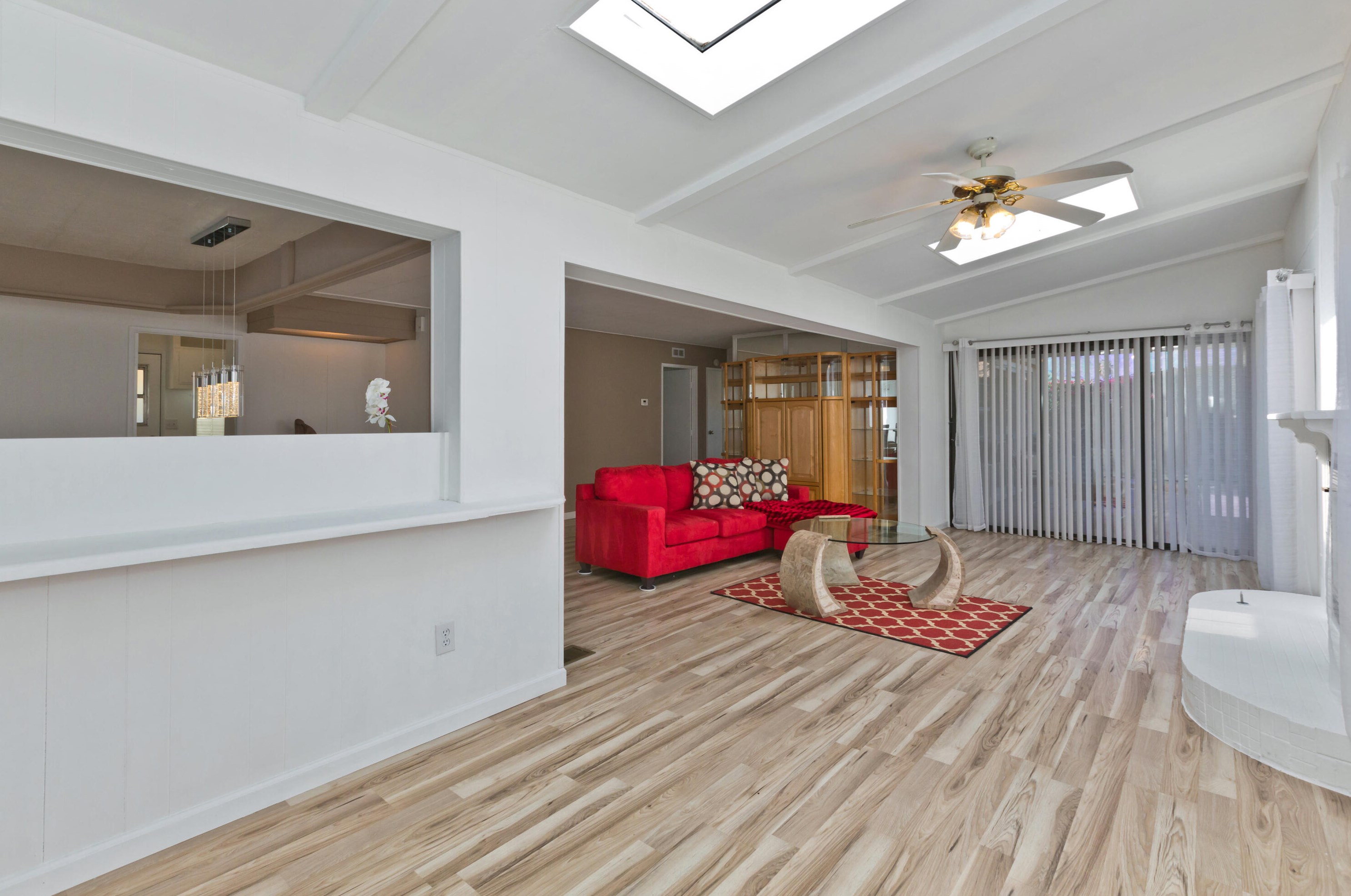 1076 Via Grande, Cathedral City CA  92234-4330 exterior