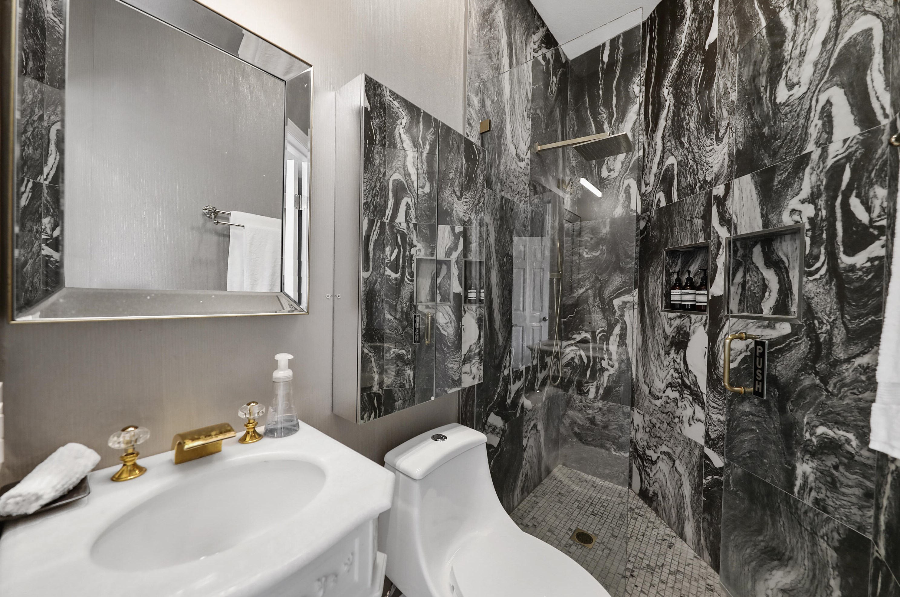 68725 Minerva Rd, Cathedral City CA  92234-3872 exterior