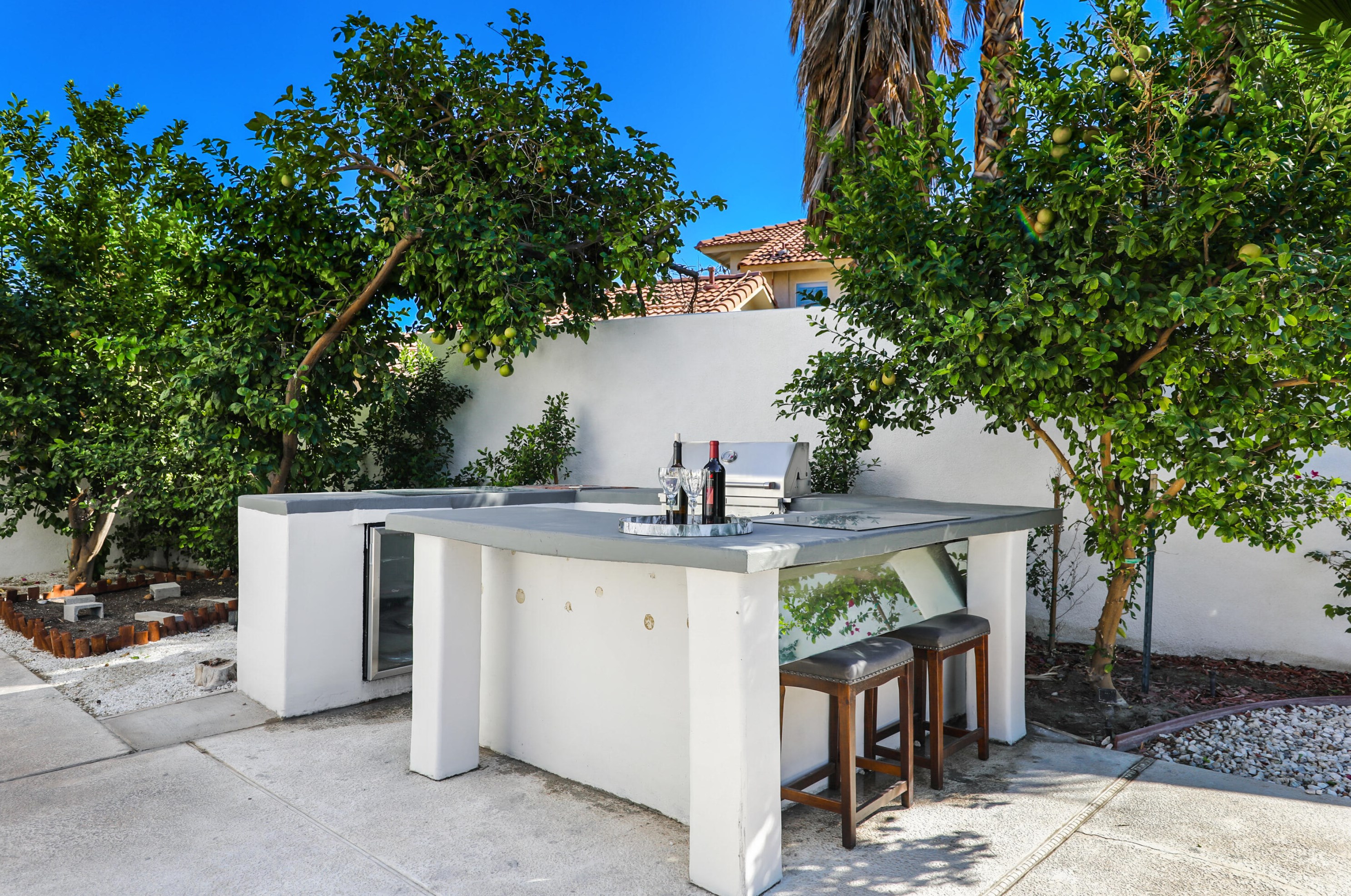 68725 Minerva Rd, Cathedral City CA  92234-3872 exterior