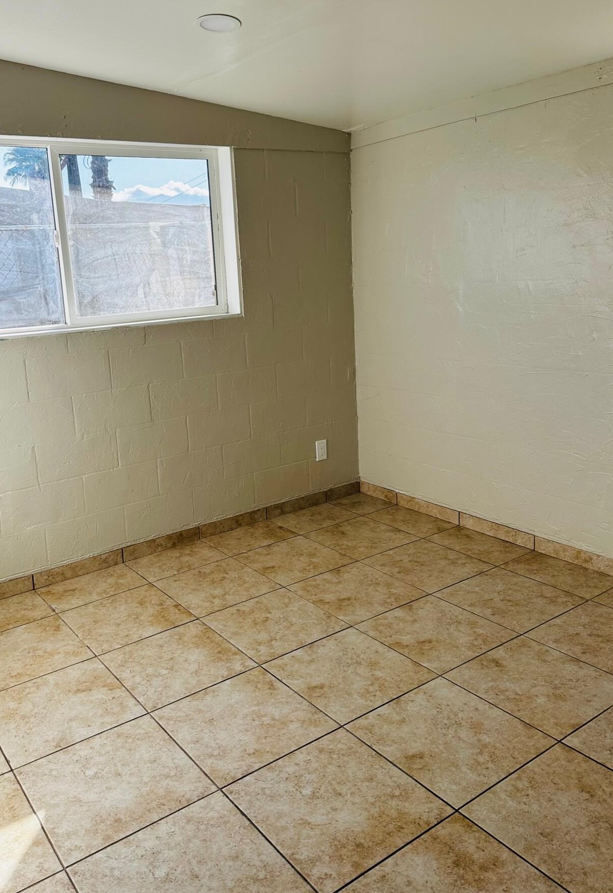 30225 San Luis Rey Dr, Cathedral City CA  92234-6042 exterior