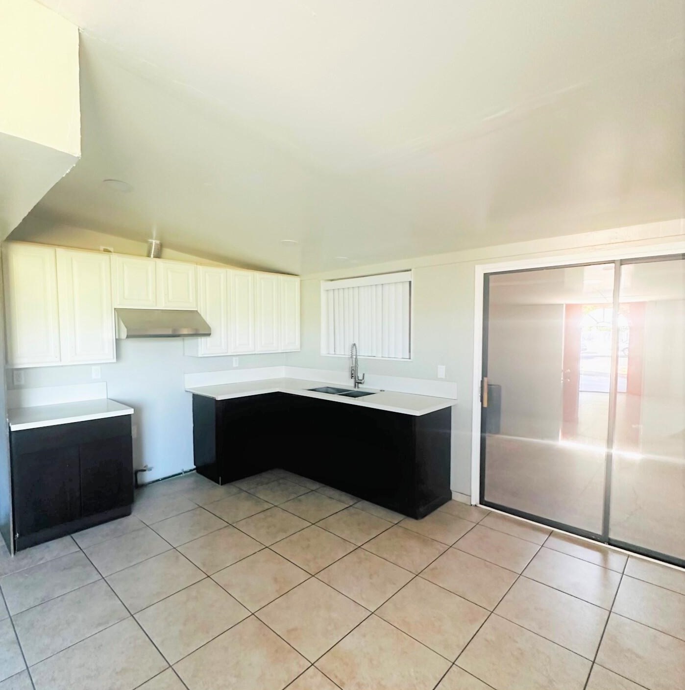 30225 San Luis Rey Dr, Cathedral City CA  92234-6042 exterior