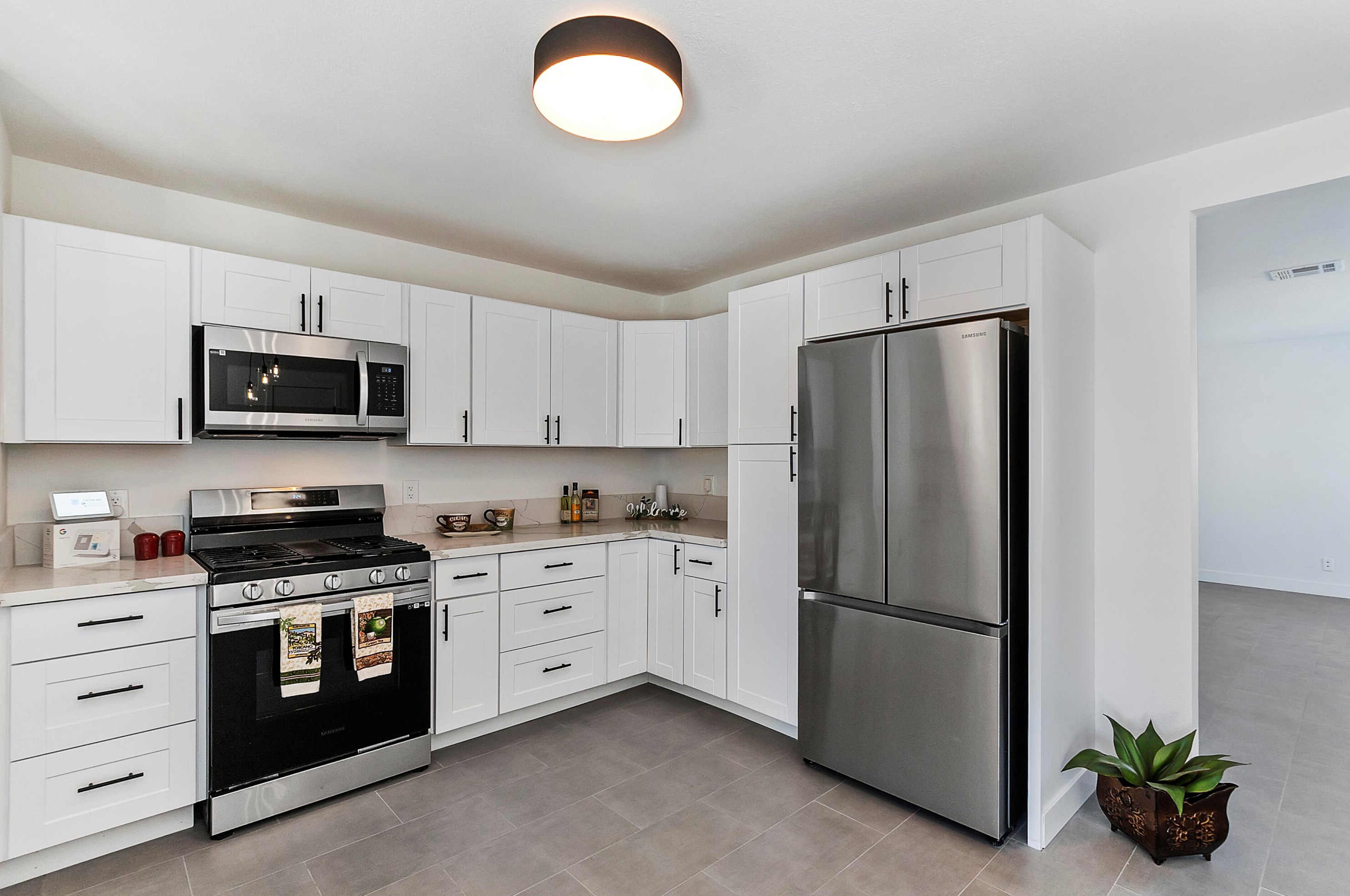 6006 Morongo Rd, Twntynine Plm CA  92277-2054 exterior