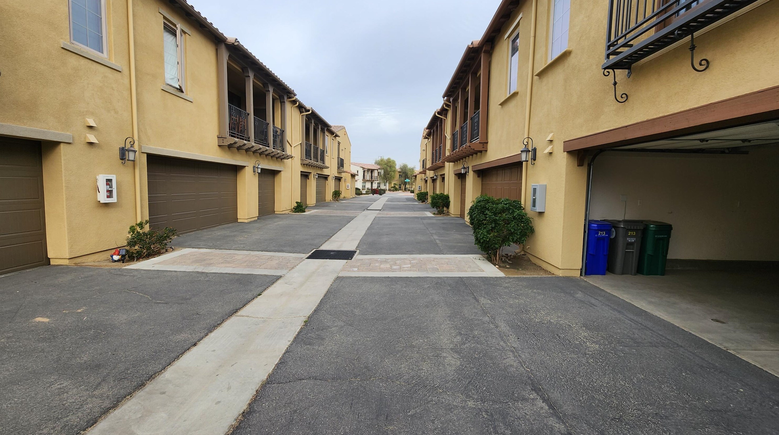 213 Paseo Gregario, Palm Desert CA  92211-5707 exterior