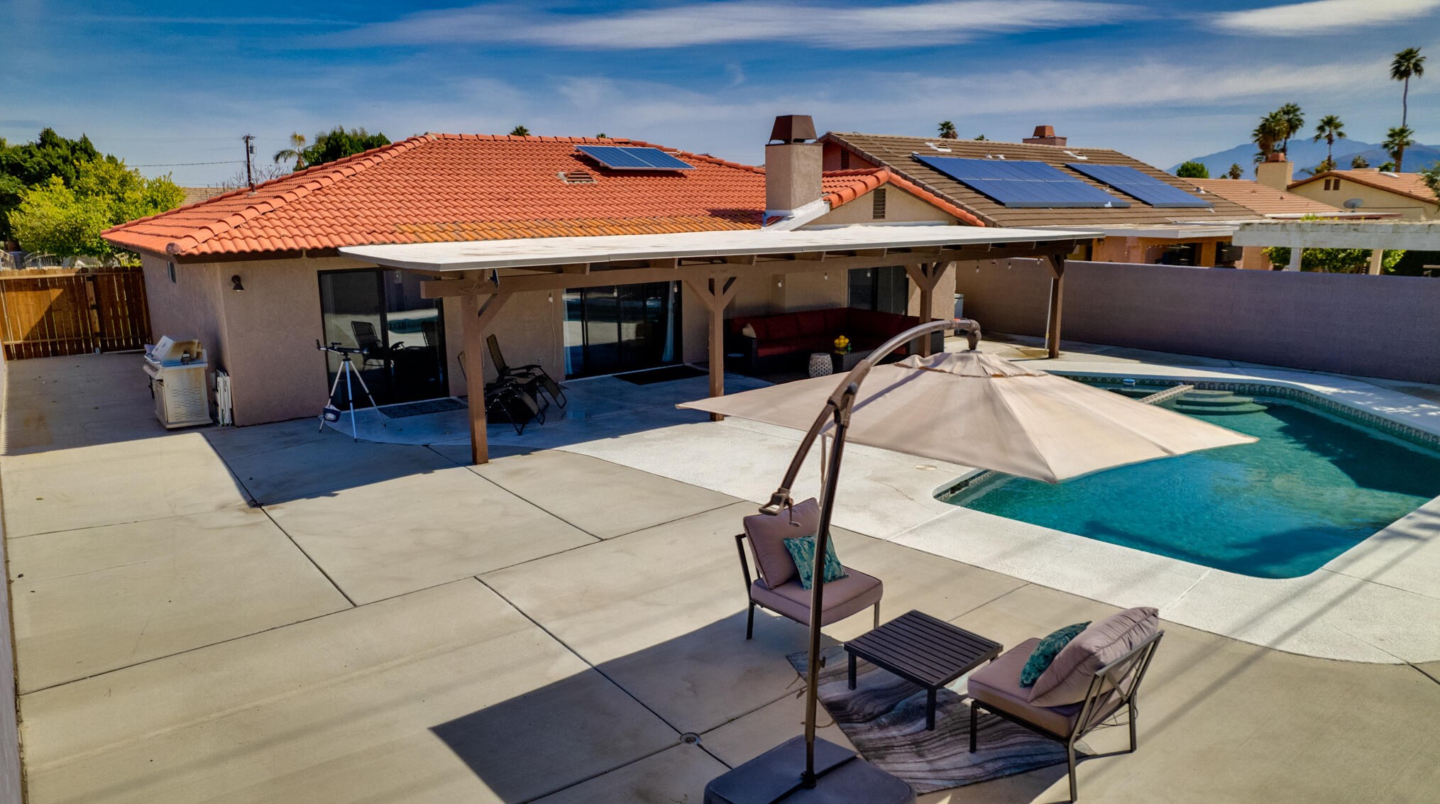 31015 Avenida Alvera, Cathedral City CA  92234-3019 exterior