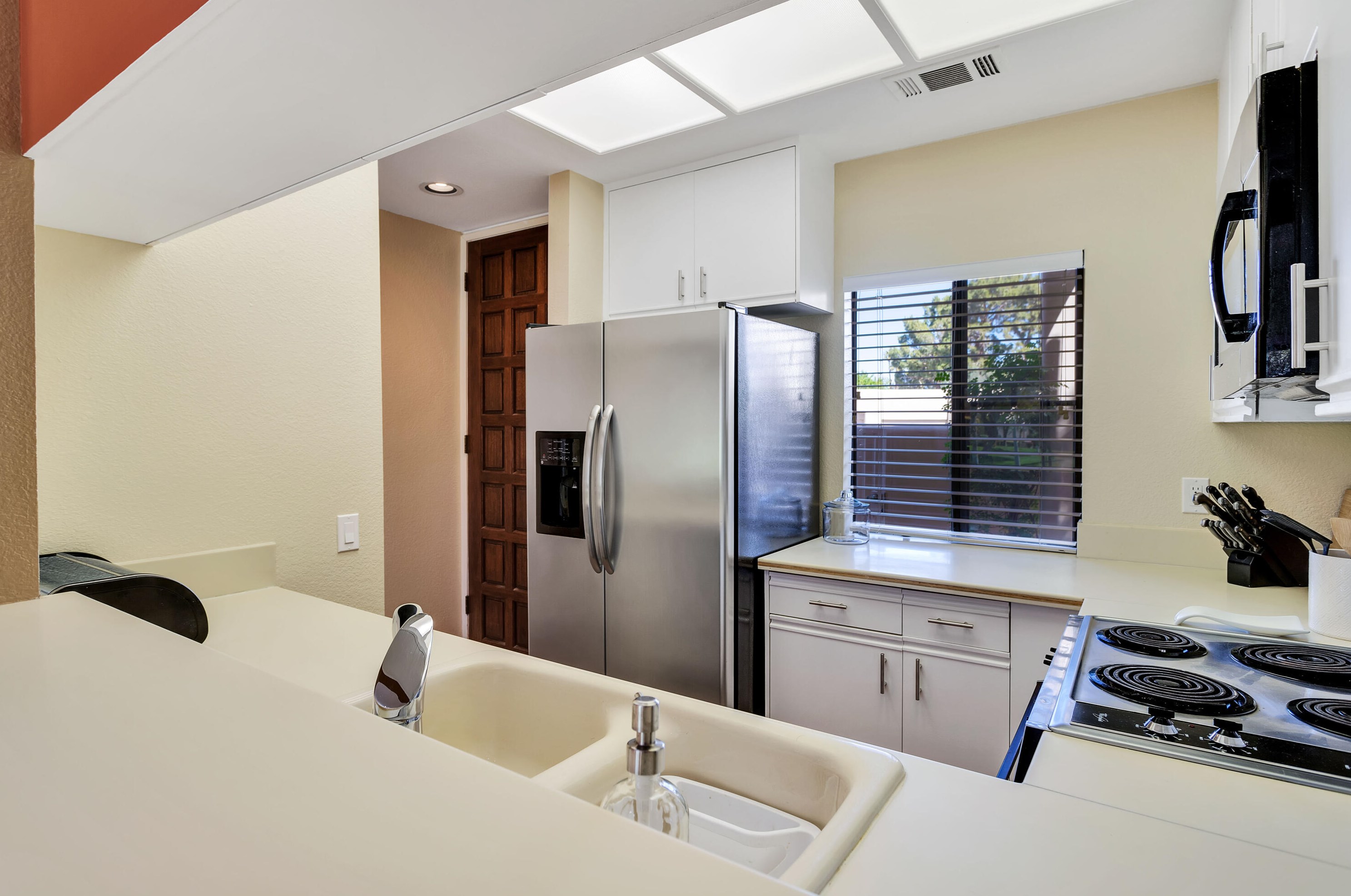 67373 Toltec Ct, Cathedral City CA  92234-3552 exterior