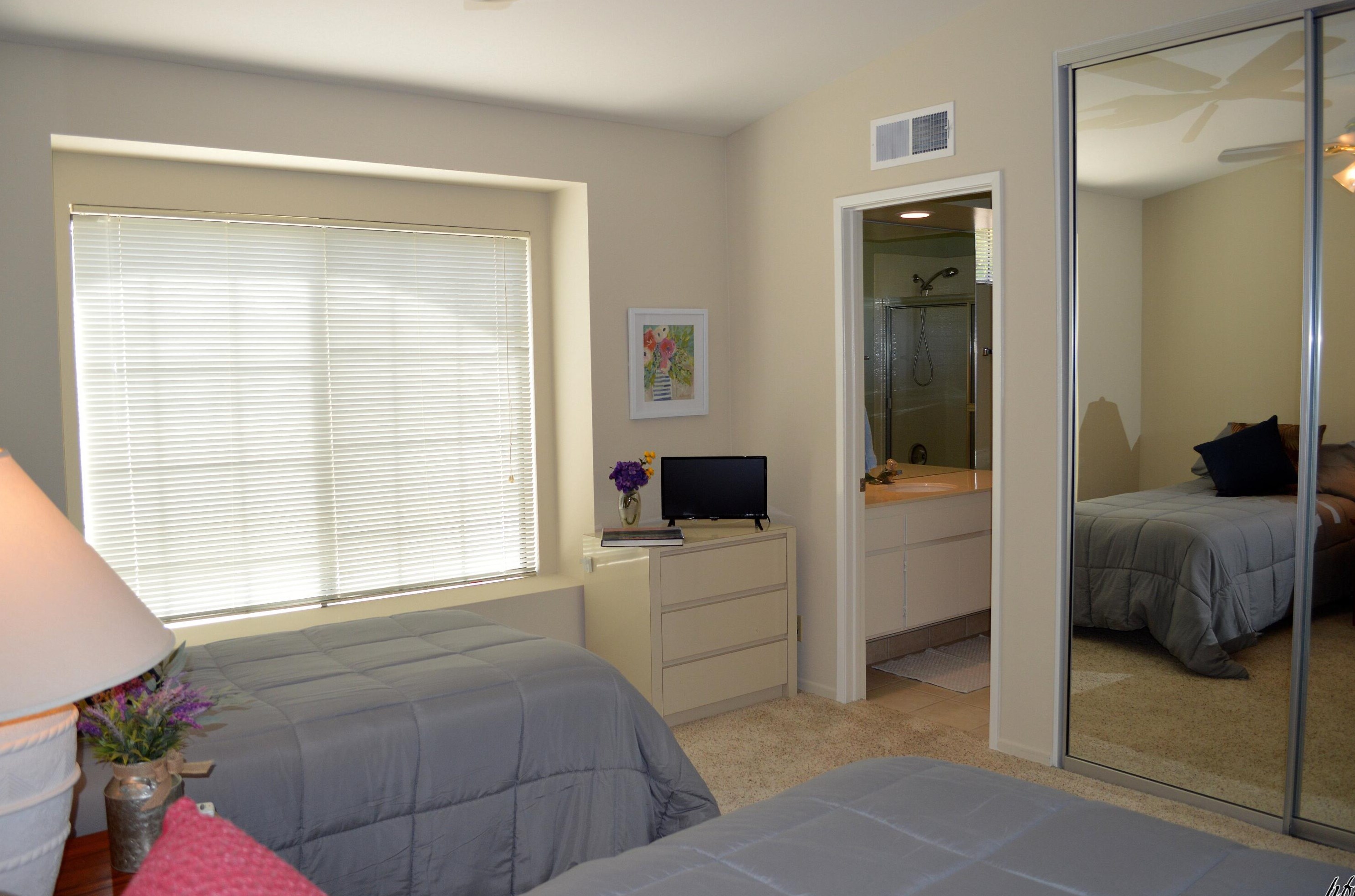 34101 Calle Mora, Cathedral City CA  92234-6768 exterior