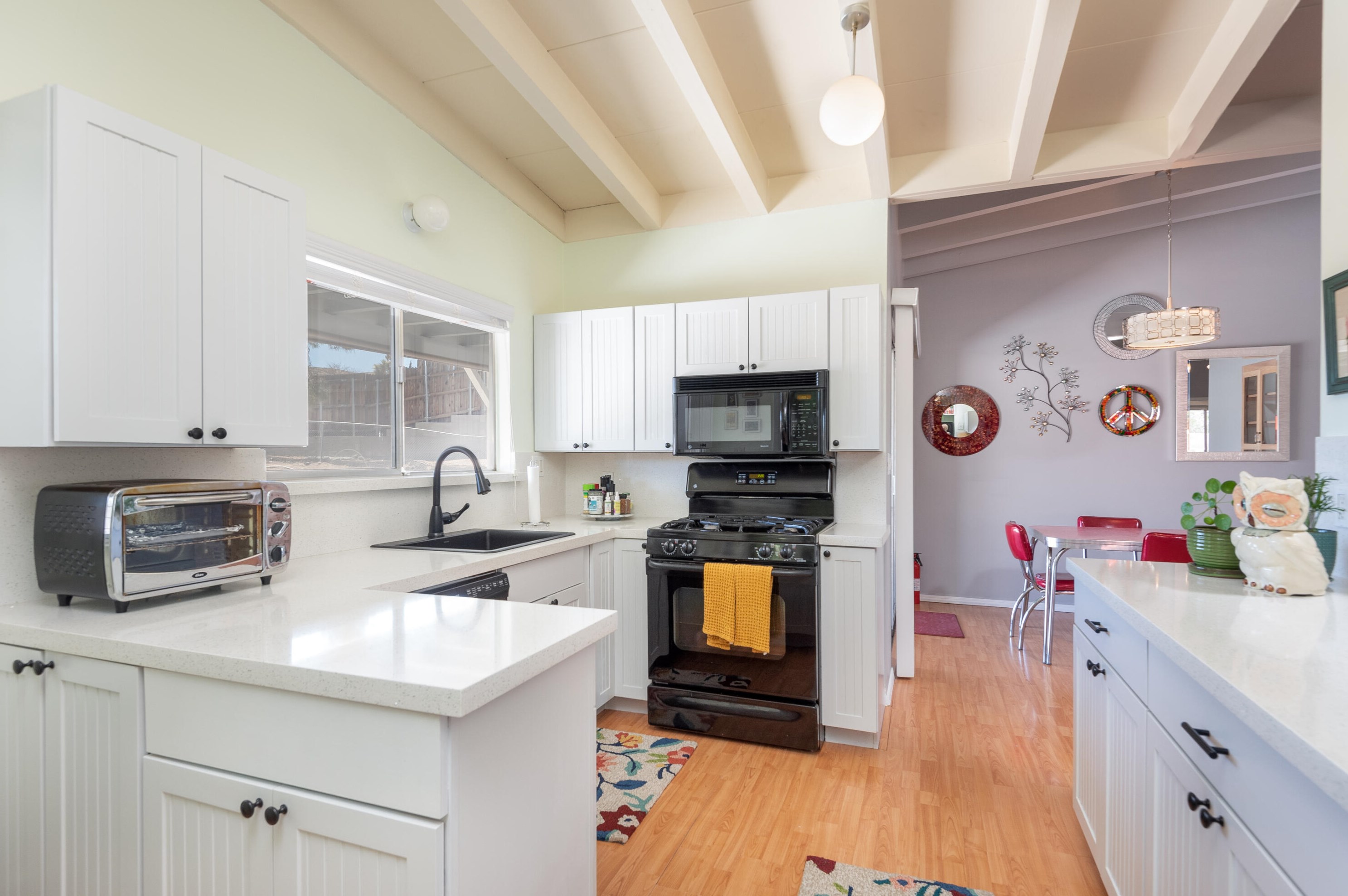 7588 San Remo Trl, Yucca Valley CA  92284-2354 exterior