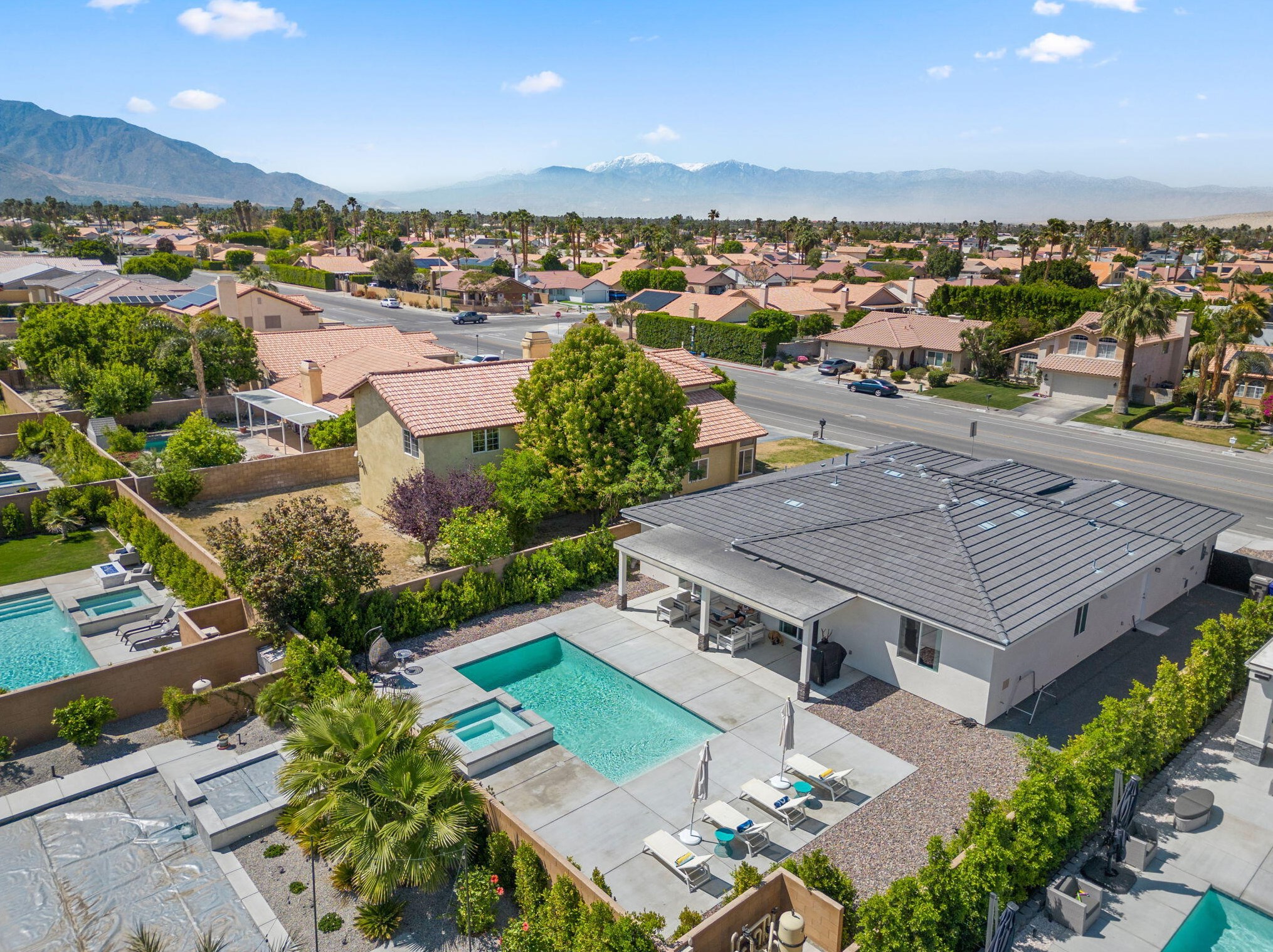 68535 30th Ave, Cathedral City CA  92234-5828 exterior