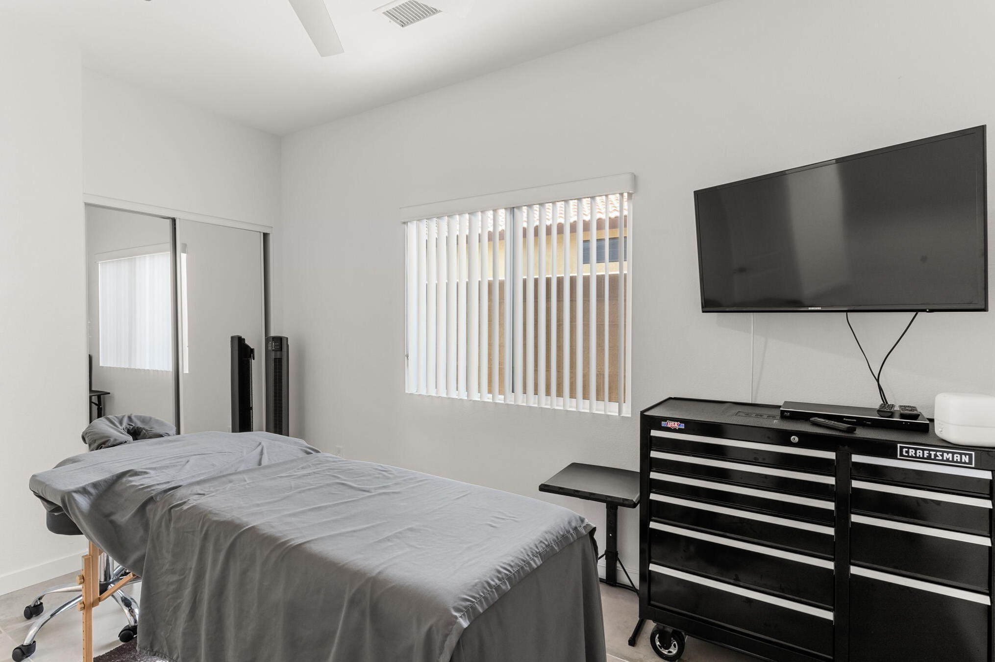 68535 30th Ave, Cathedral City CA  92234-5828 exterior