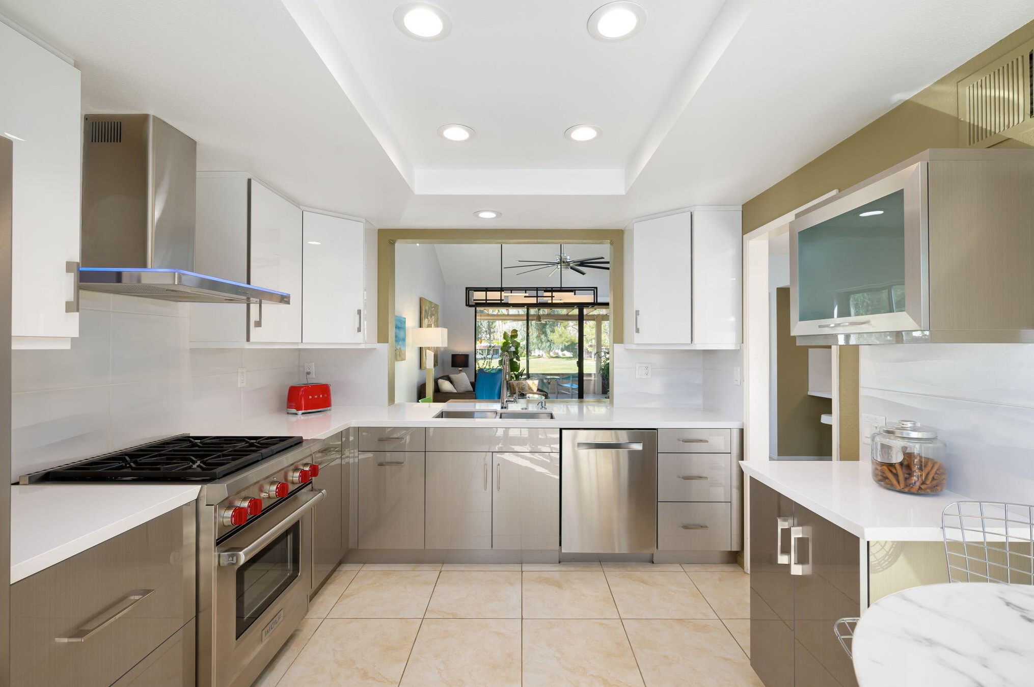 68295 Village Dr, Cathedral City CA  92234-6745 exterior