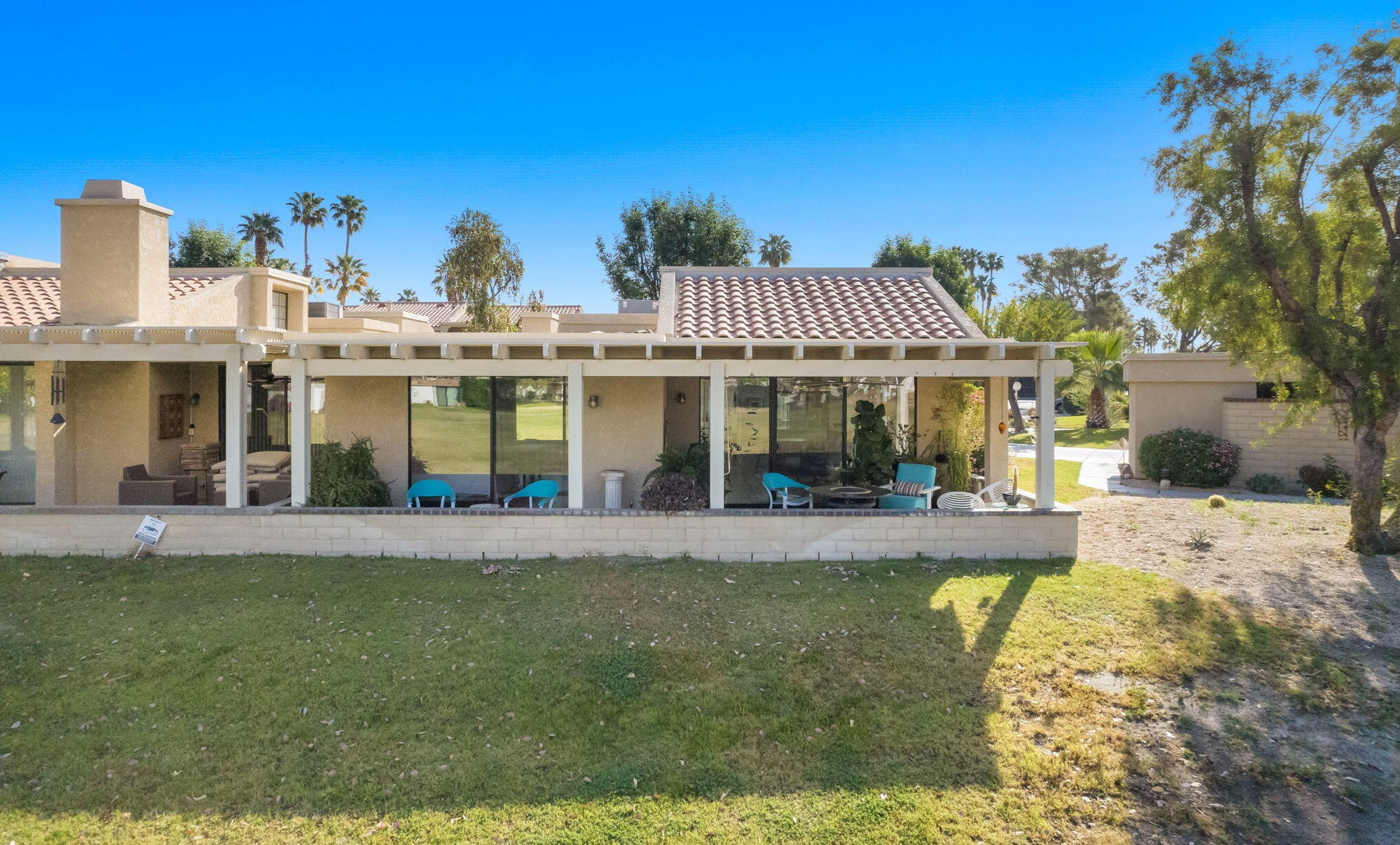 68295 Village Dr, Cathedral City CA  92234-6745 exterior