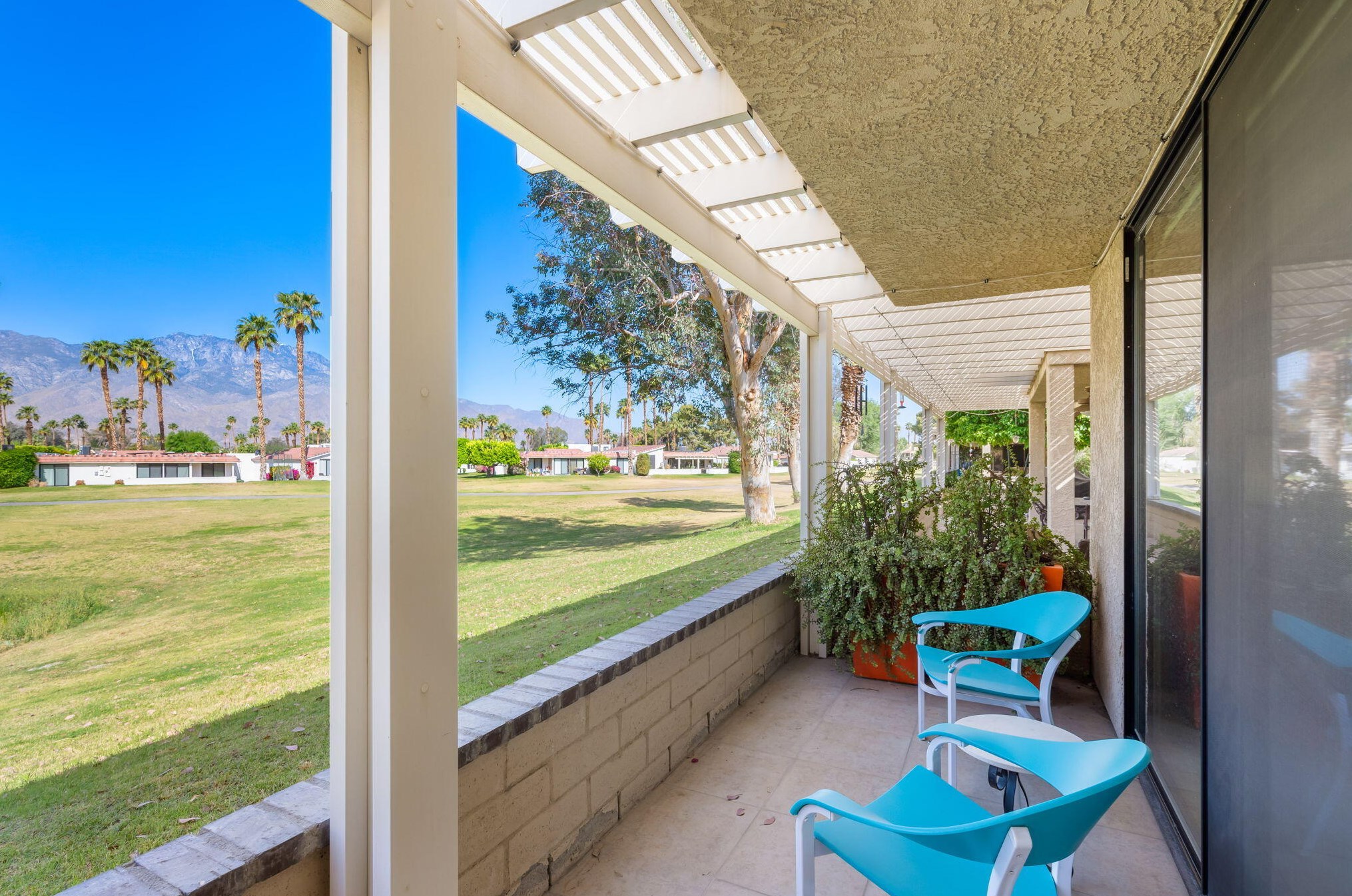 68295 Village Dr, Cathedral City CA  92234-6745 exterior