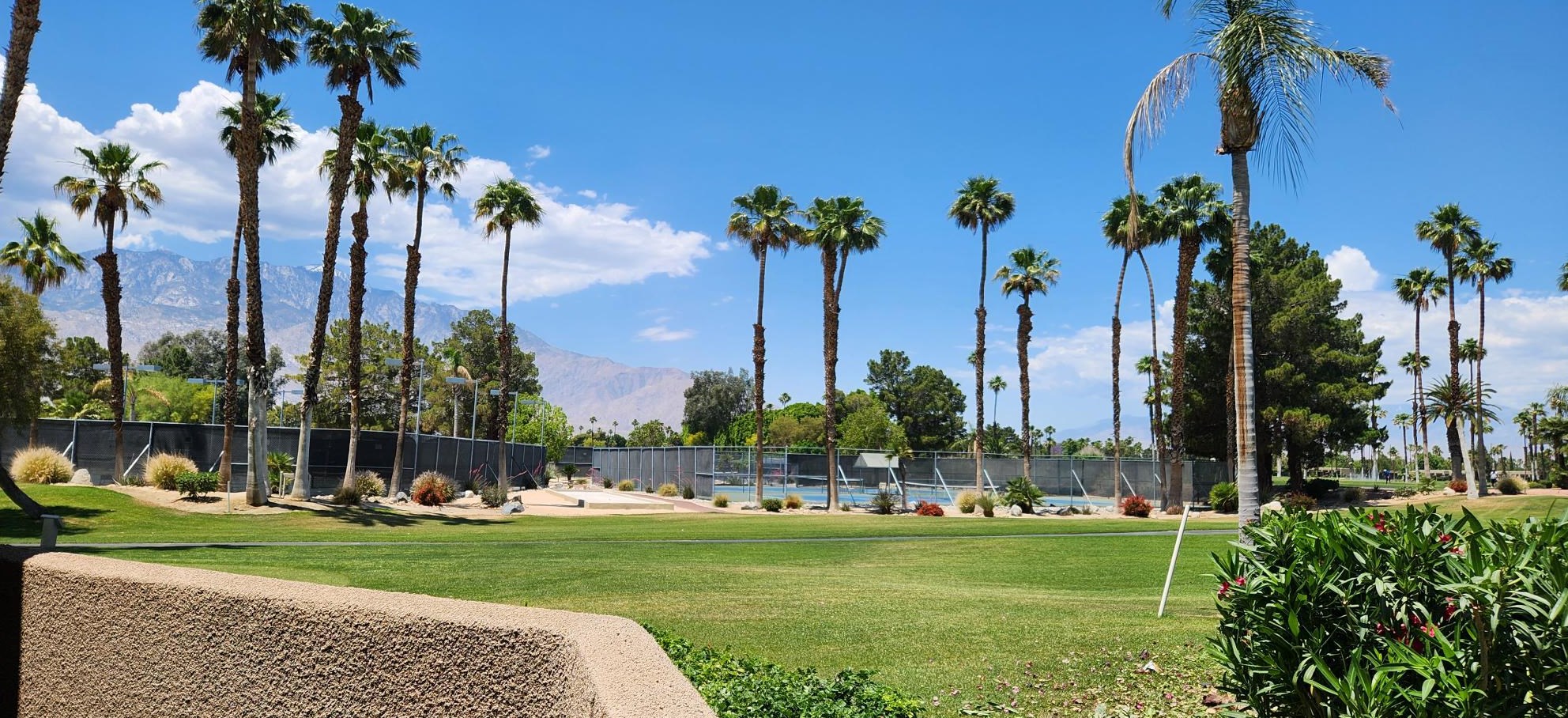 28661 Portales Dr, Cathedral City CA  92234-3594 exterior