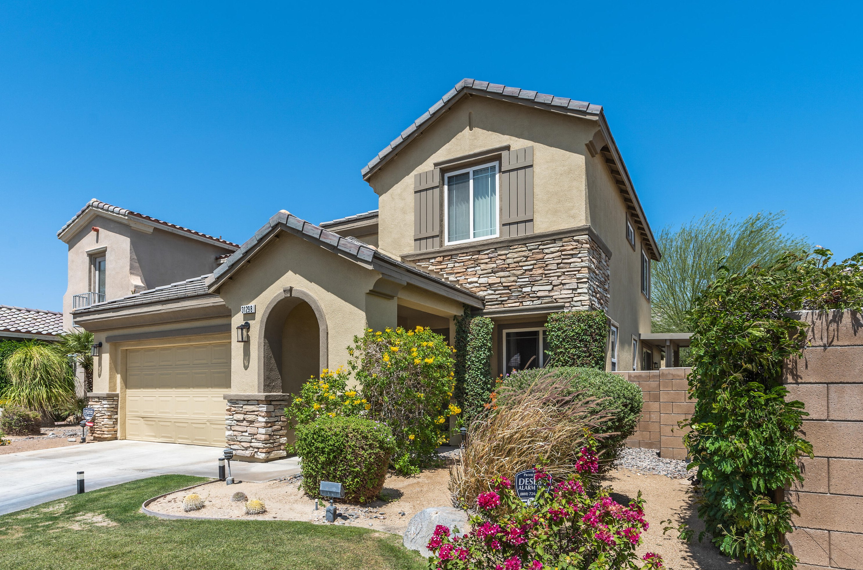 31298 Faja Caballero, Cathedral City CA  92234-0107 exterior