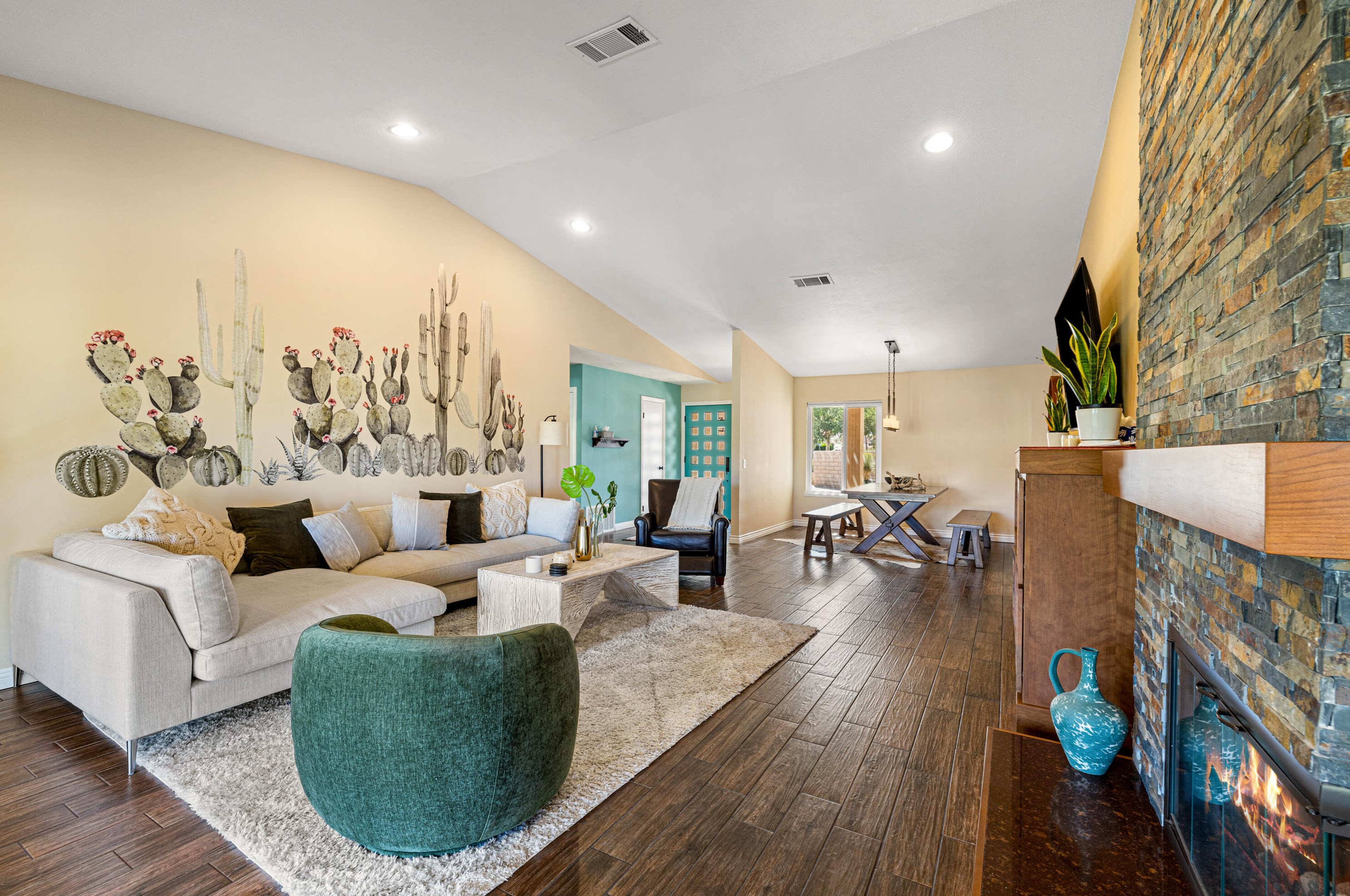 46060 Shadow Mountain Dr, Palm Desert CA  92260-5322 exterior