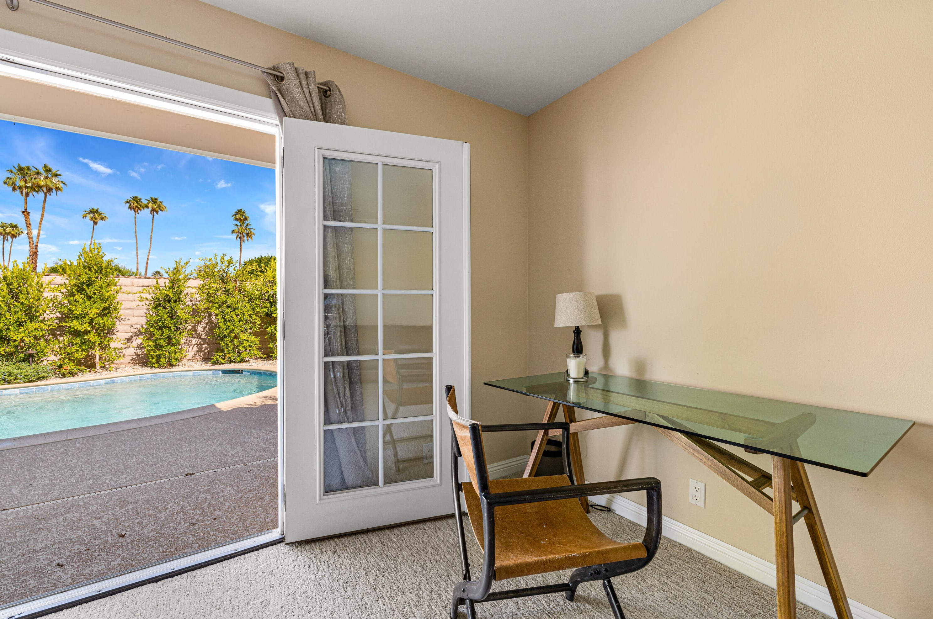 46060 Shadow Mountain Dr, Palm Desert CA  92260-5322 exterior
