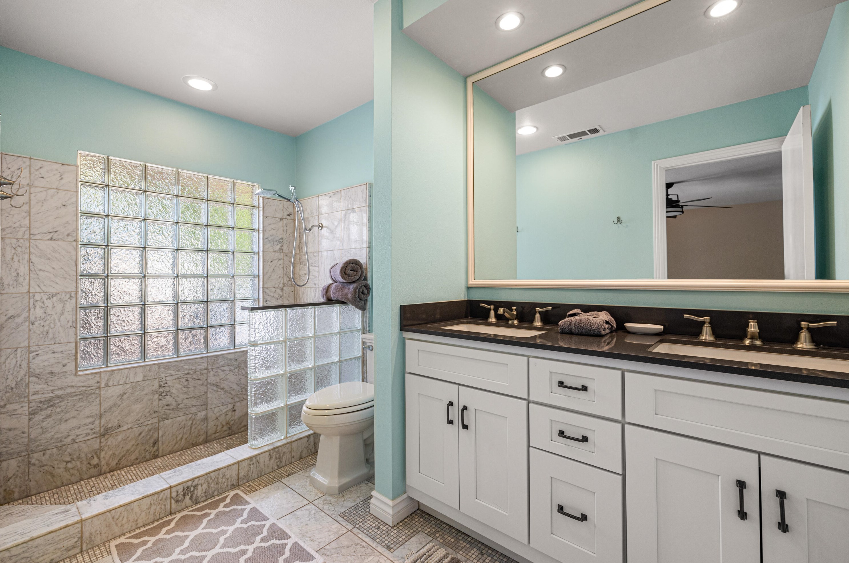 46060 Shadow Mountain Dr, Palm Desert CA  92260-5322 exterior