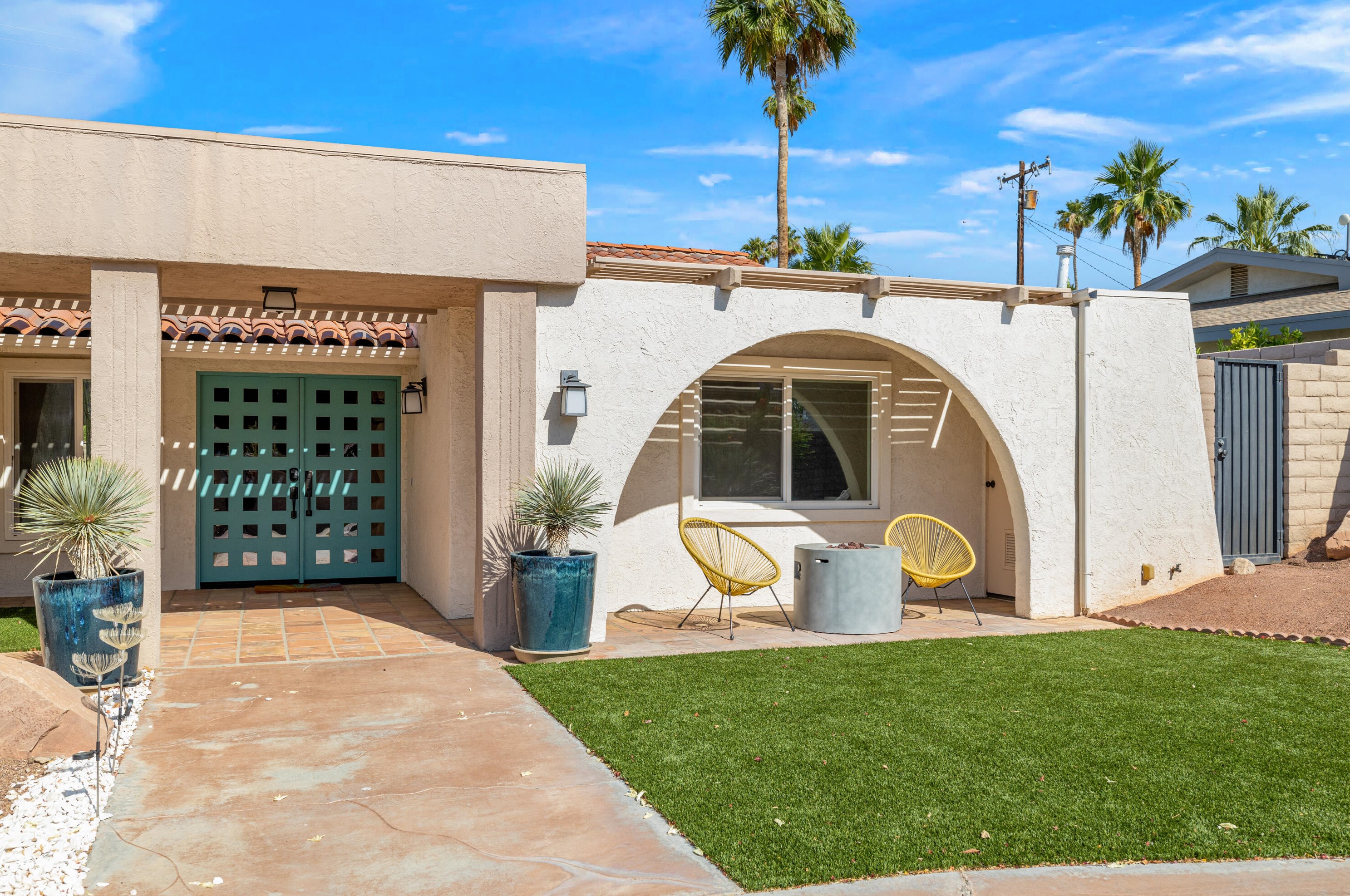 46060 Shadow Mountain Dr, Palm Desert CA  92260-5322 exterior