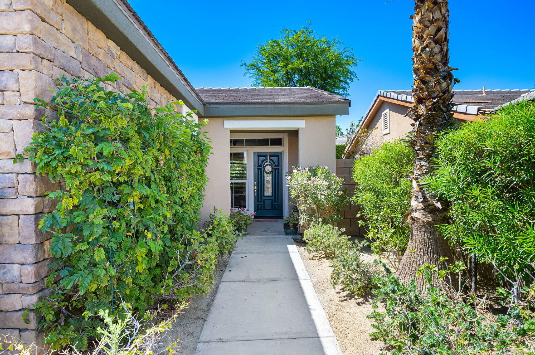 81160 Victoria Ln, La Quinta CA  92253-9351 exterior