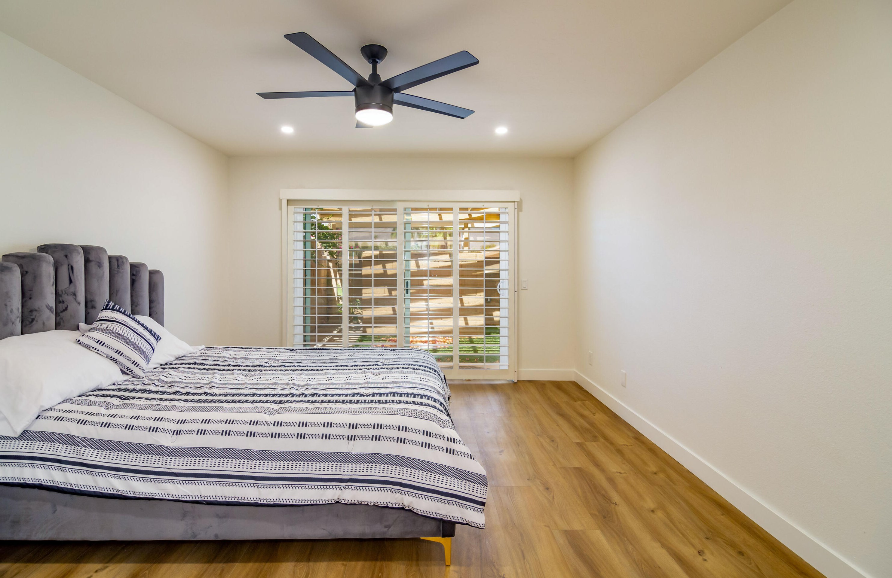 44645 Monaco Cir, Palm Desert CA  92260-8547 exterior