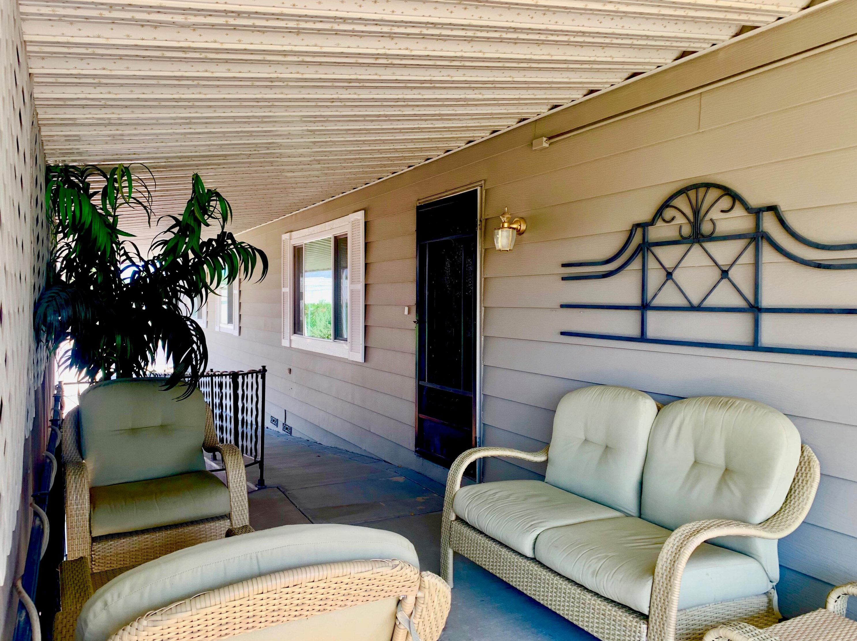 33332 Tubac Trl, Thousand Palms CA  92276-3943 exterior