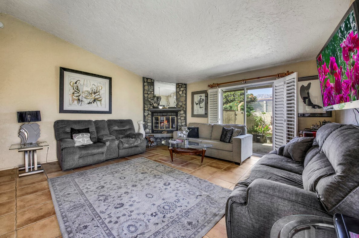 35015 Plumley Rd, Cathedral City CA  92234-7055 exterior