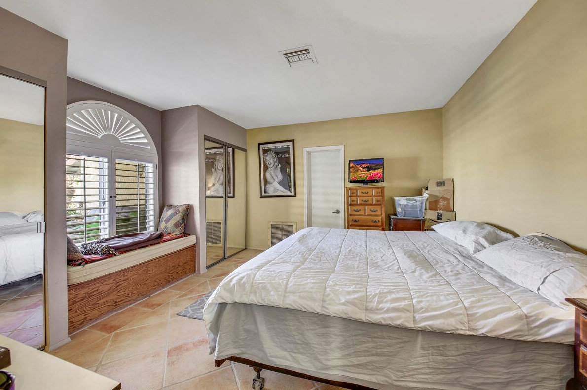 35015 Plumley Rd, Cathedral City CA  92234-7055 exterior