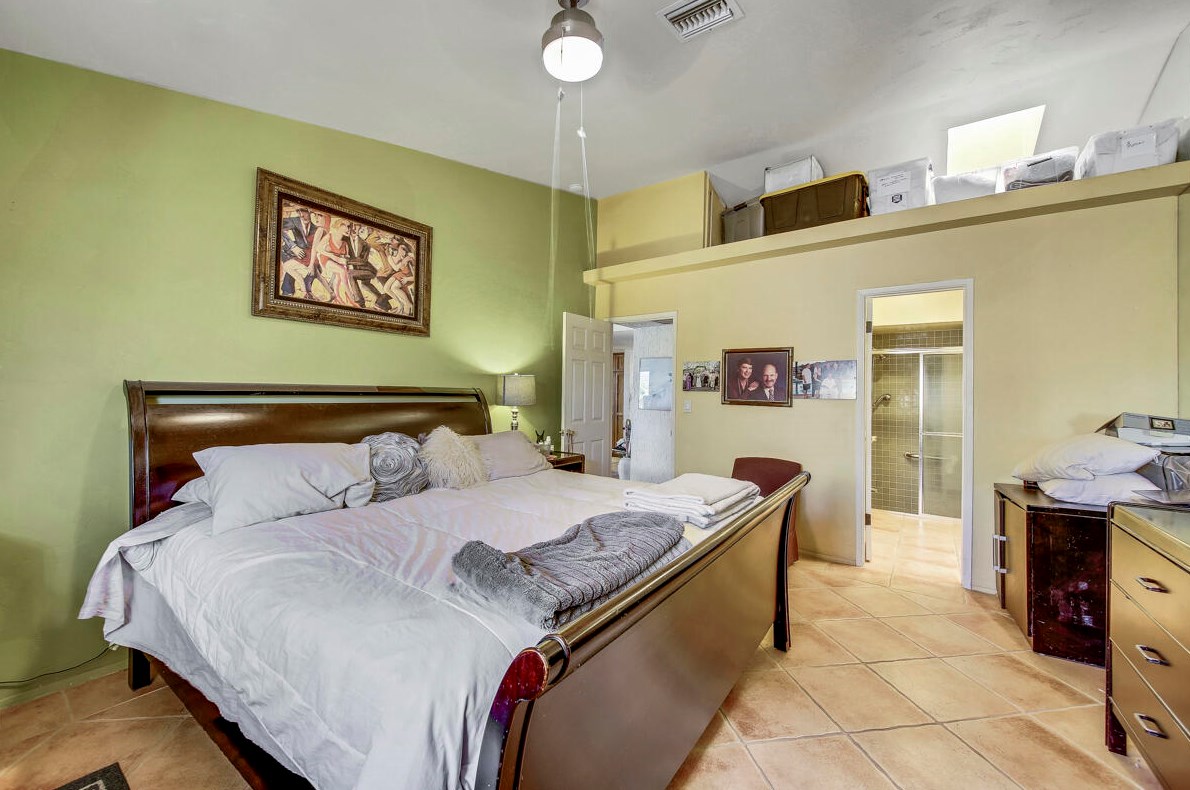 35015 Plumley Rd, Cathedral City CA  92234-7055 exterior