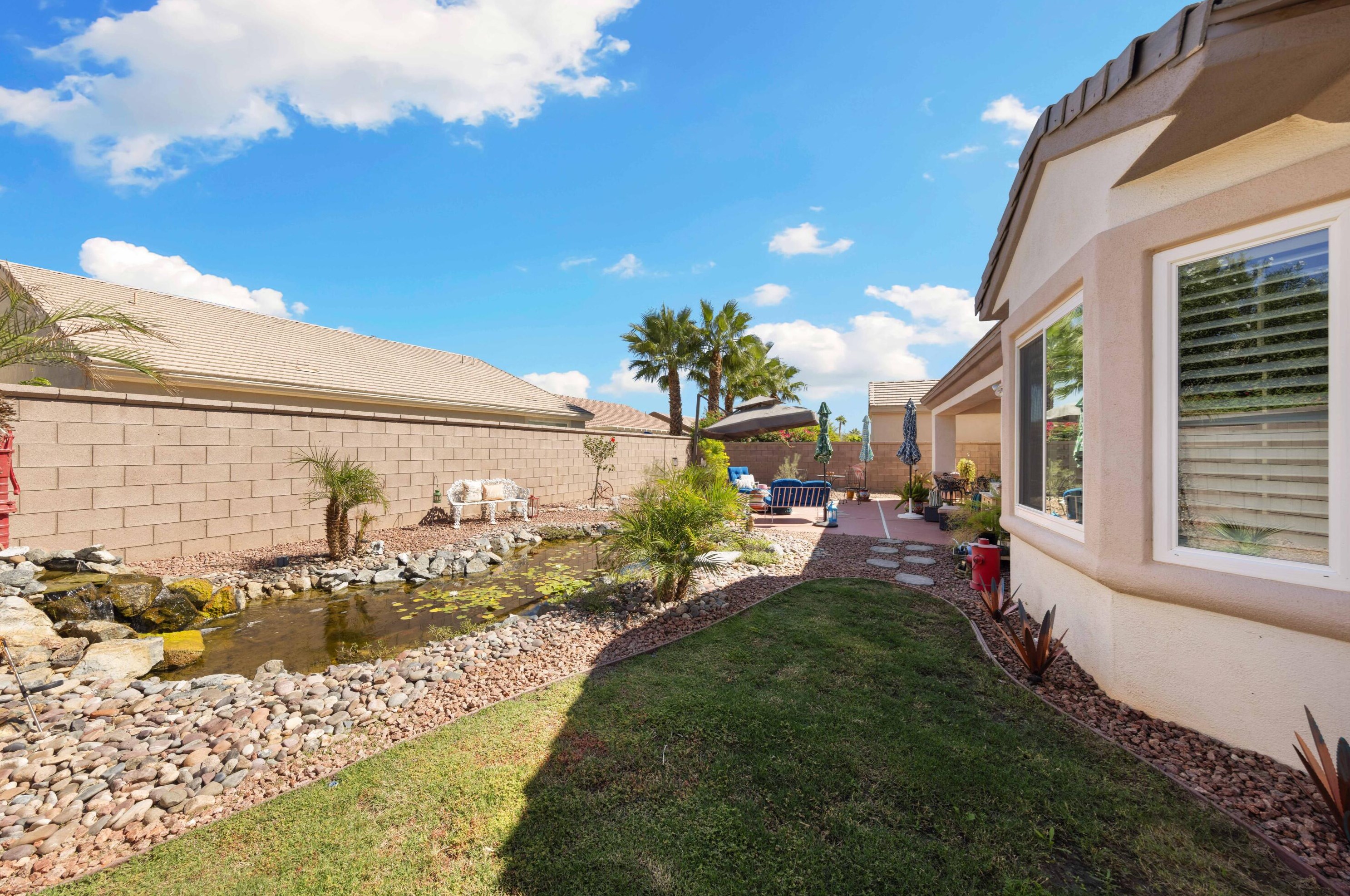 35276 Rosemont Dr, Palm Desert CA  92211-3743 exterior