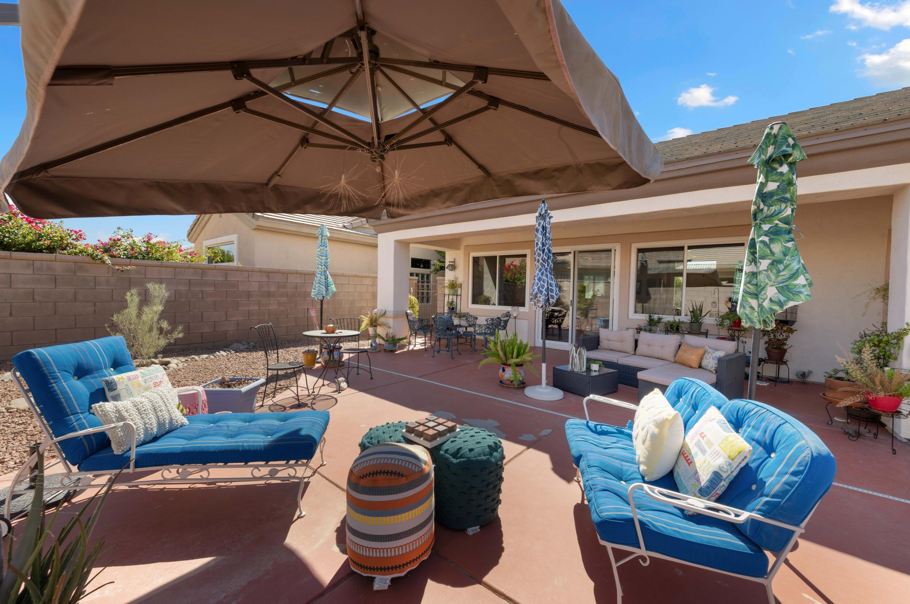 35276 Rosemont Dr, Palm Desert CA  92211-3743 exterior