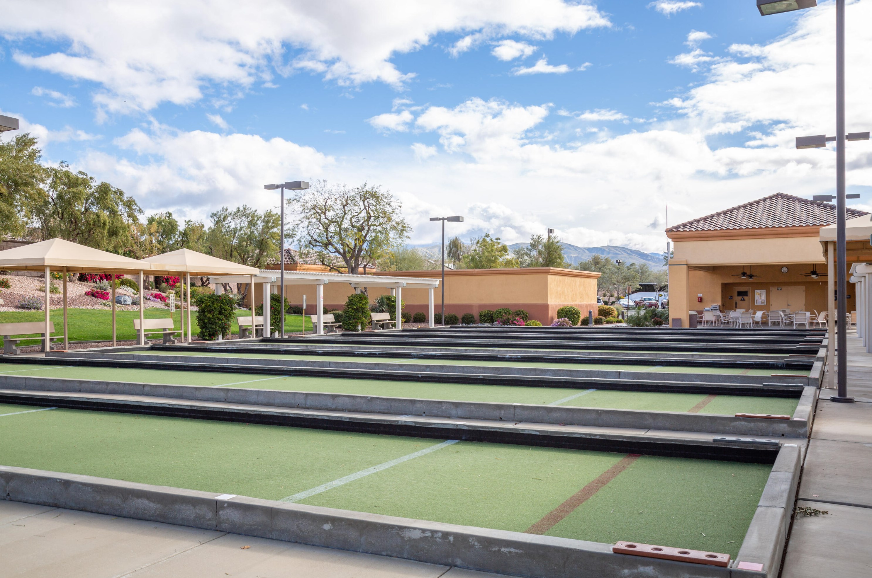 35276 Rosemont Dr, Palm Desert CA  92211-3743 exterior