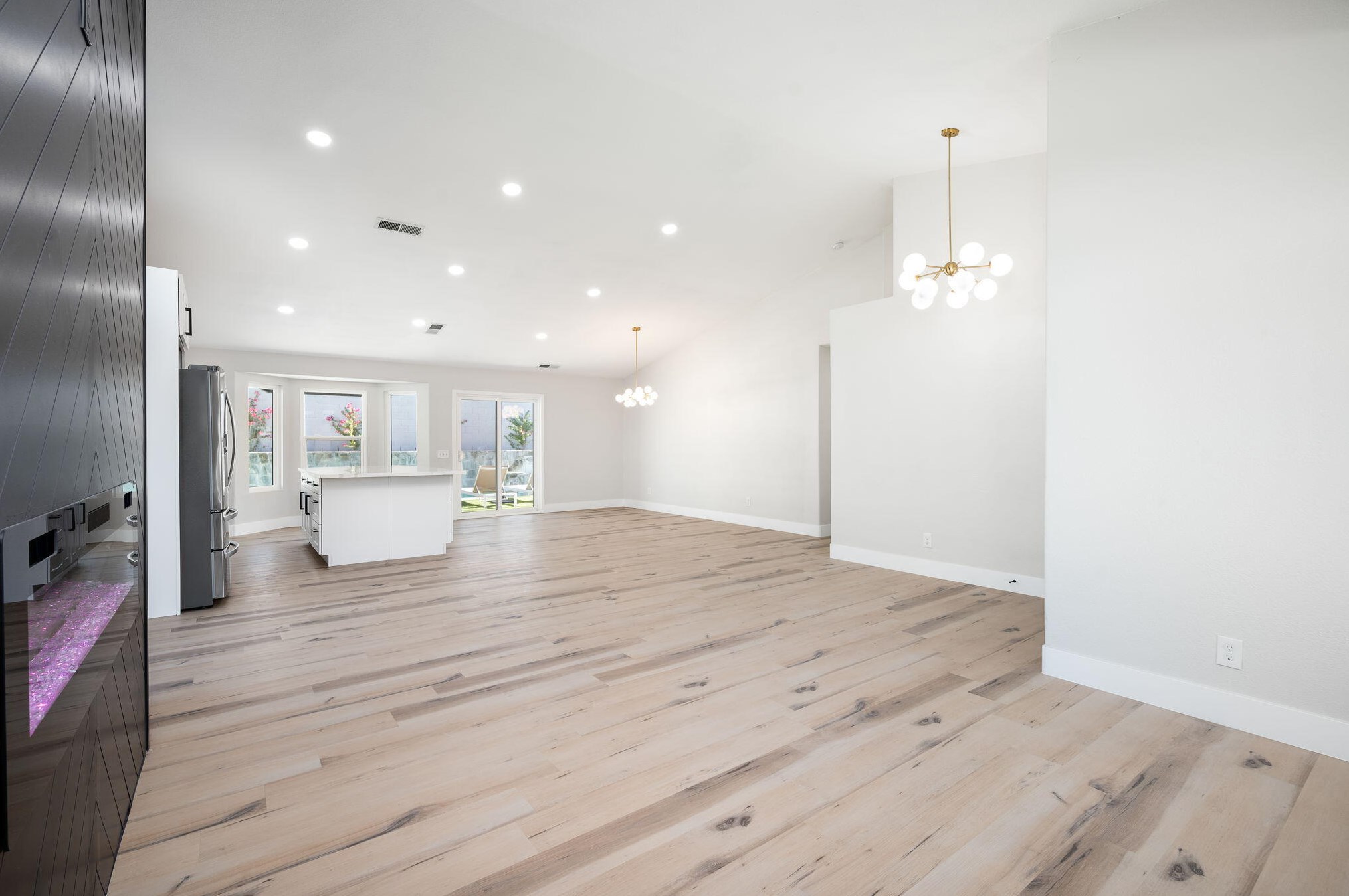 69330 Cypress Rd, Cathedral City CA  92234-2833 exterior
