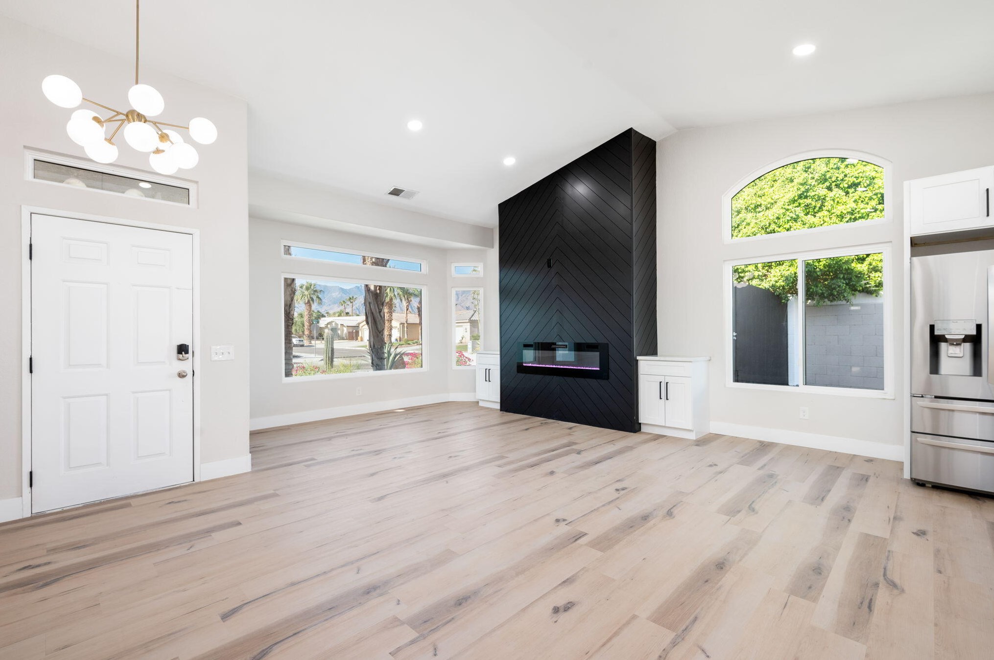 69330 Cypress Rd, Cathedral City CA  92234-2833 exterior