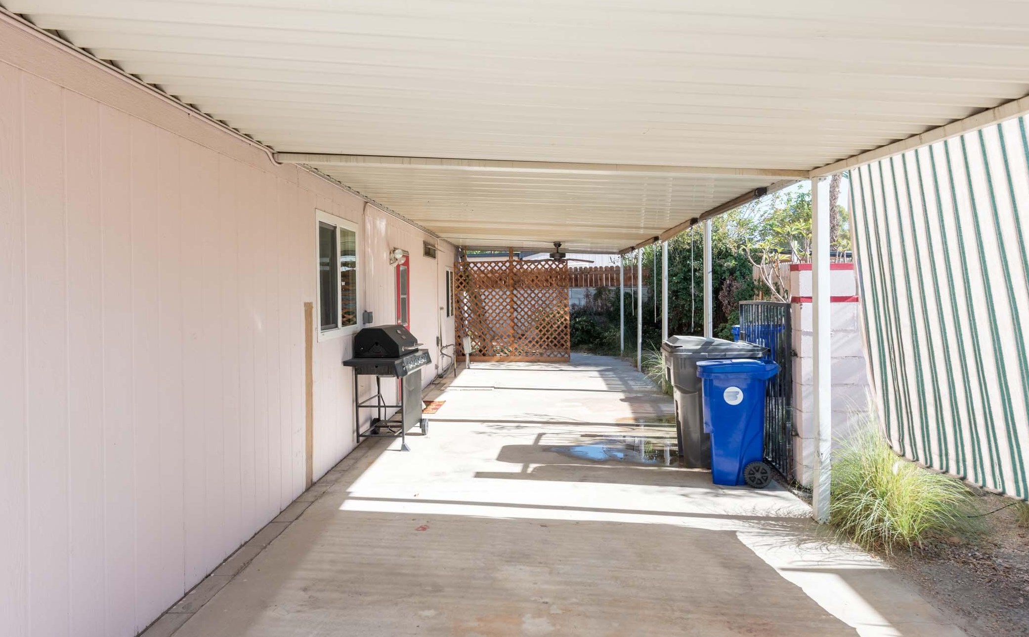 32620 Flagstaff Ave, Thousand Palms CA  92276-3665 exterior