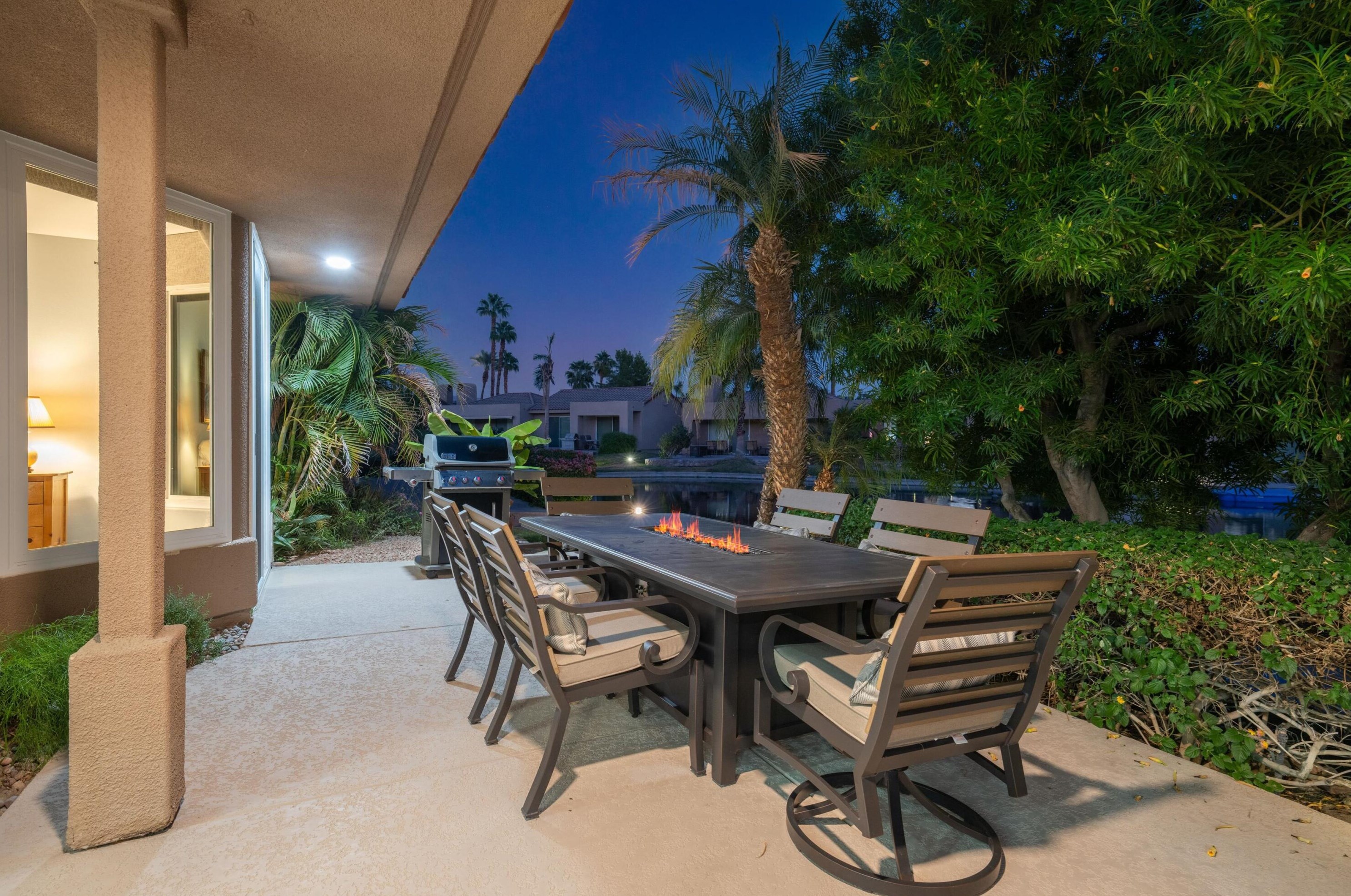 183 Desert Lakes Dr, Rancho Mirage CA  92270-4056 exterior