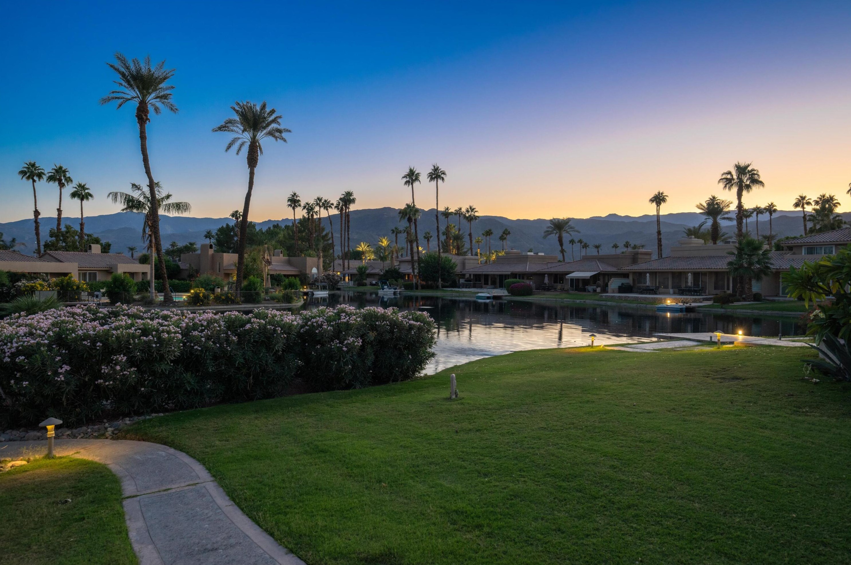 183 Desert Lakes Dr, Rancho Mirage CA  92270-4056 exterior