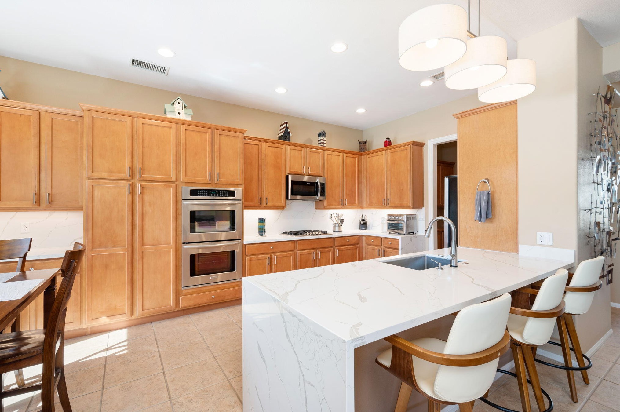 109 Brisa Dr, Palm Desert CA  92211-0779 exterior