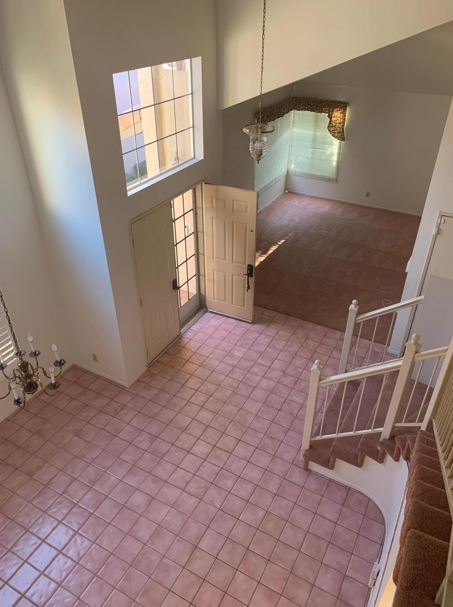 1308 Pleasant Valley Ave, Banning CA  92220-5431 exterior