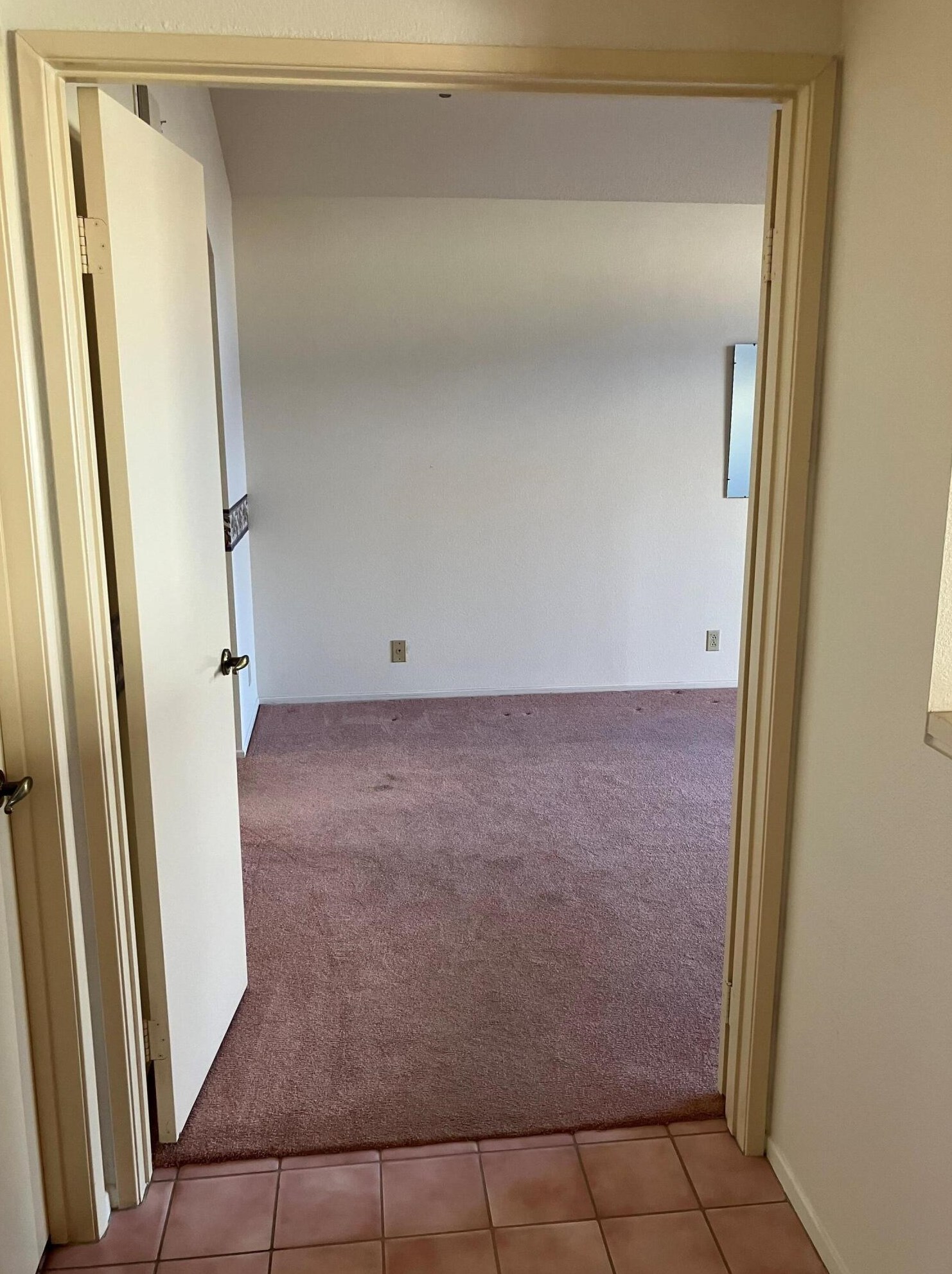 1308 Pleasant Valley Ave, Banning CA  92220-5431 exterior