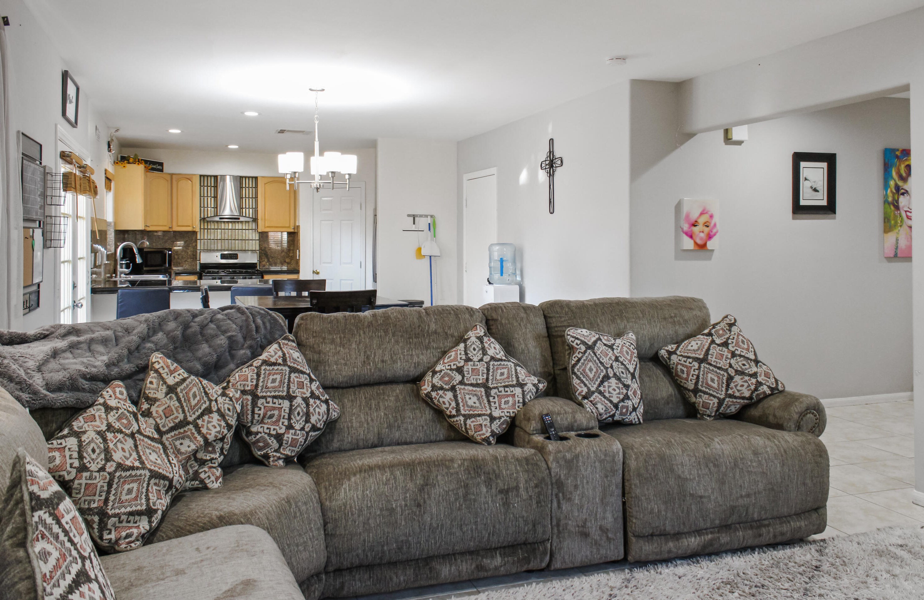 33300 Campus Ln, Cathedral City CA  92234-4675 exterior