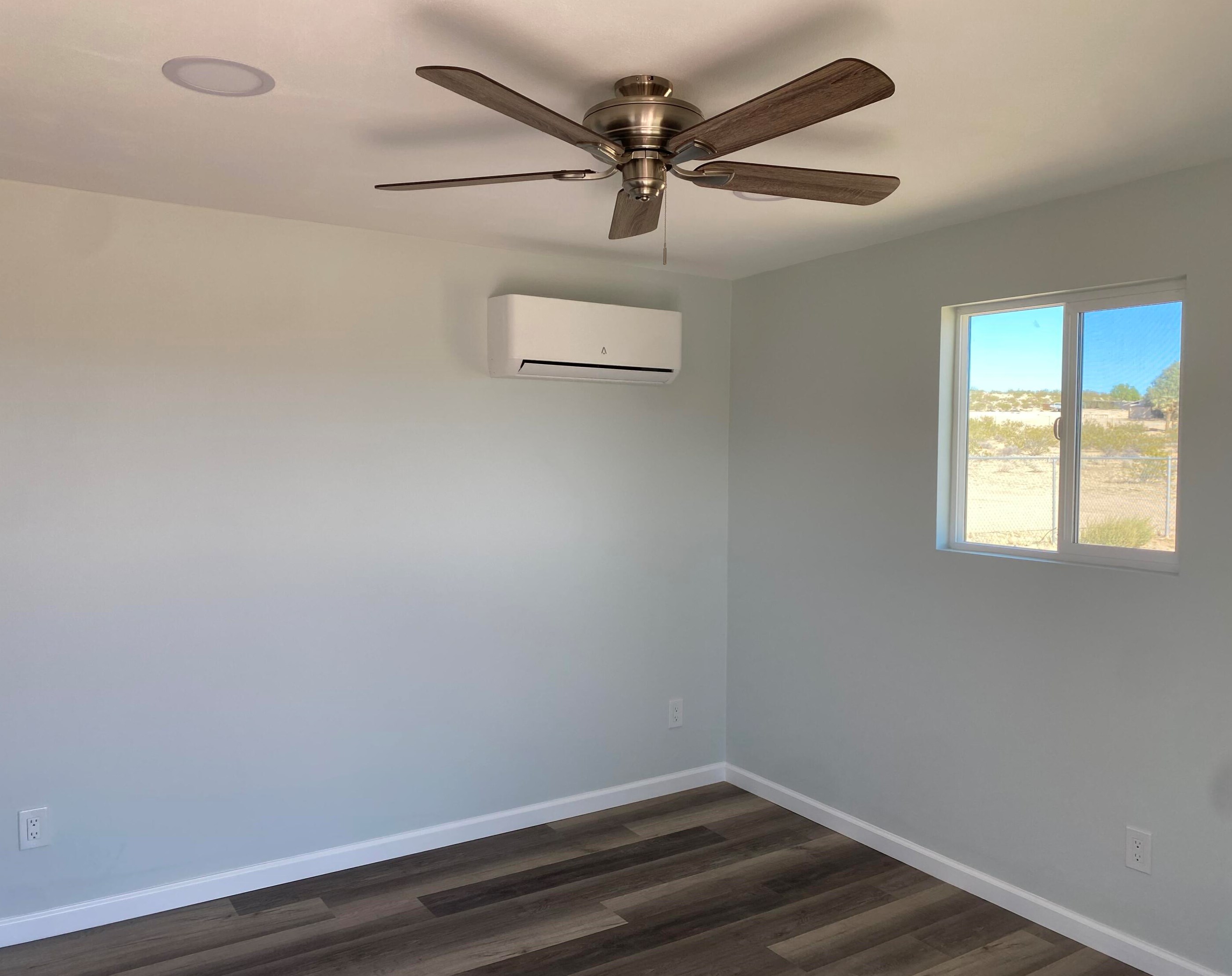 63136 Sunny Sands Dr, Joshua Tree CA  92252-3329 exterior