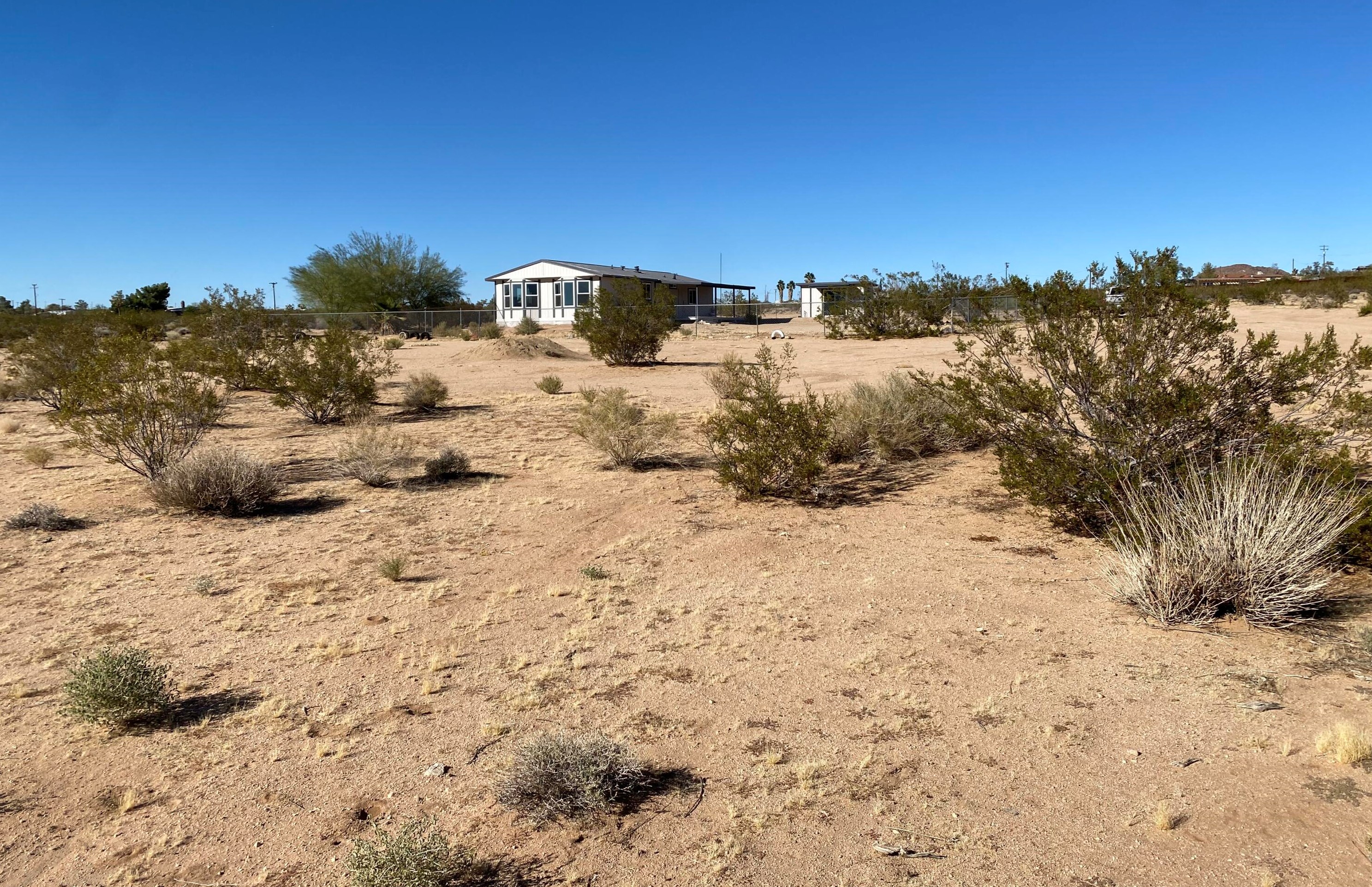 63136 Sunny Sands Dr, Joshua Tree CA  92252-3329 exterior