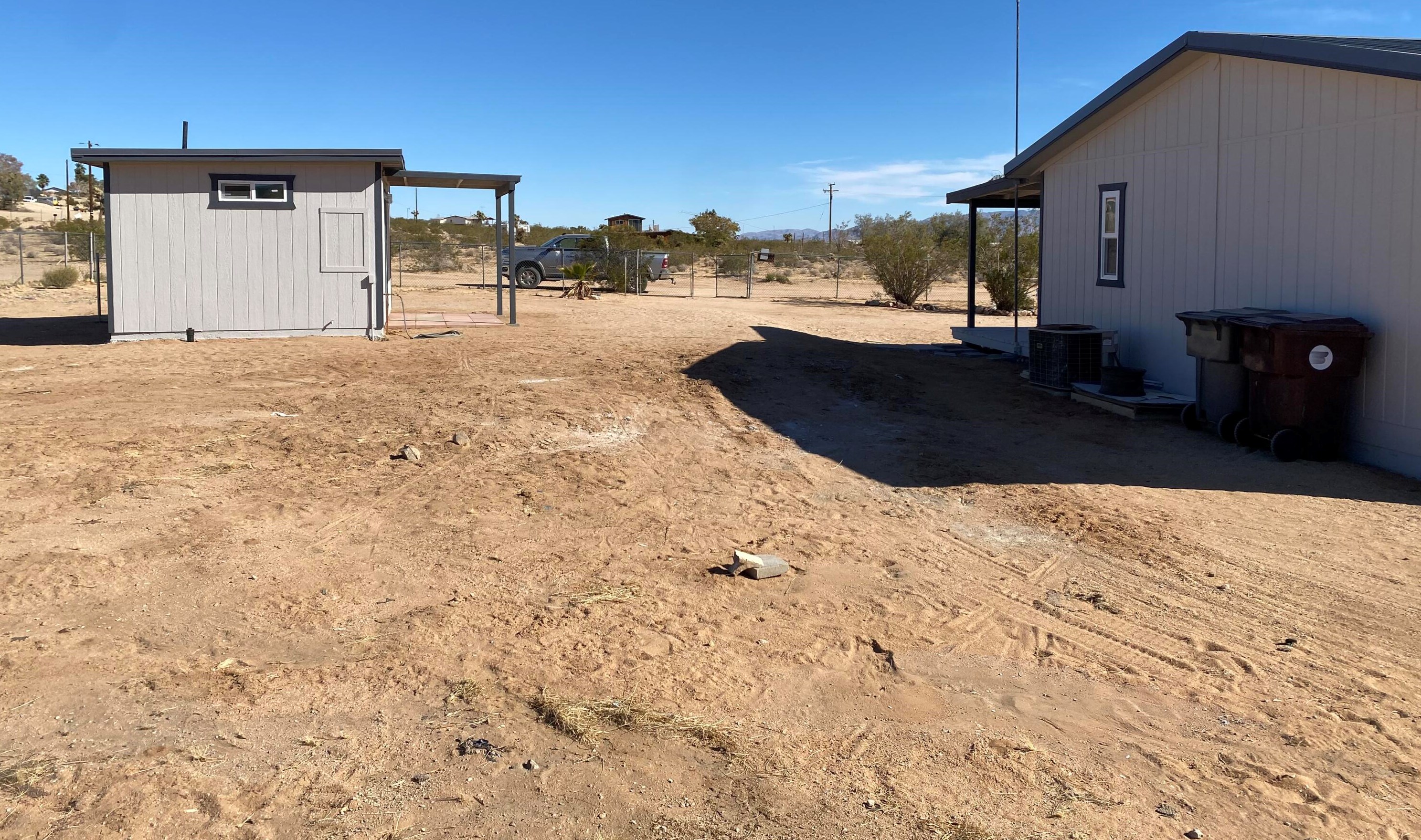 63136 Sunny Sands Dr, Joshua Tree CA  92252-3329 exterior