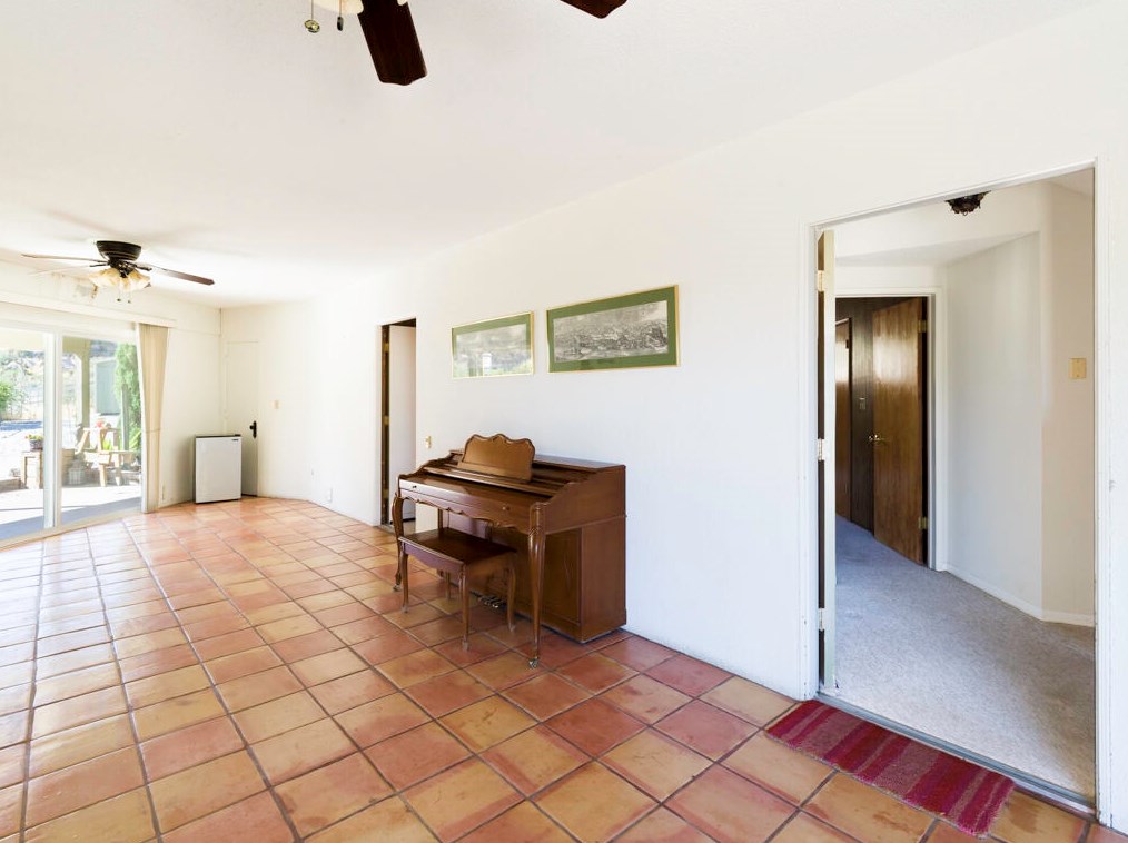 5230 Puente Ct, Yucca Valley CA  92284-2028 exterior