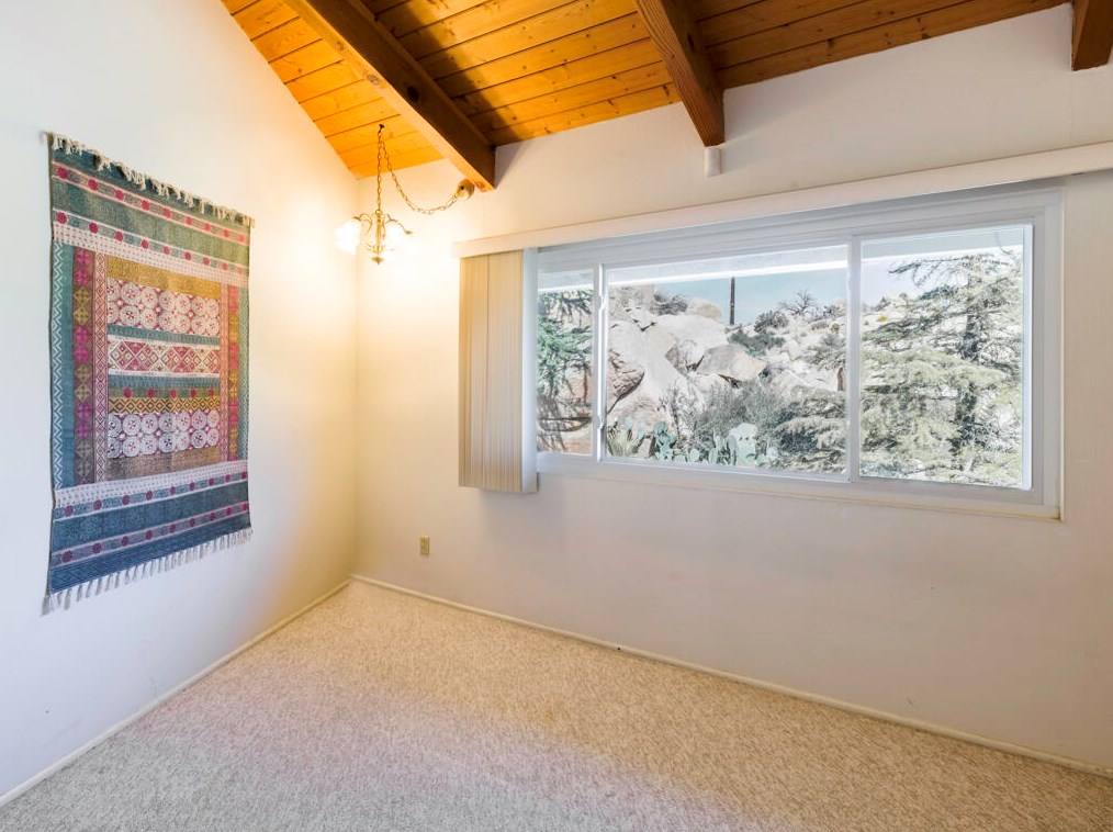 5230 Puente Ct, Yucca Valley CA  92284-2028 exterior
