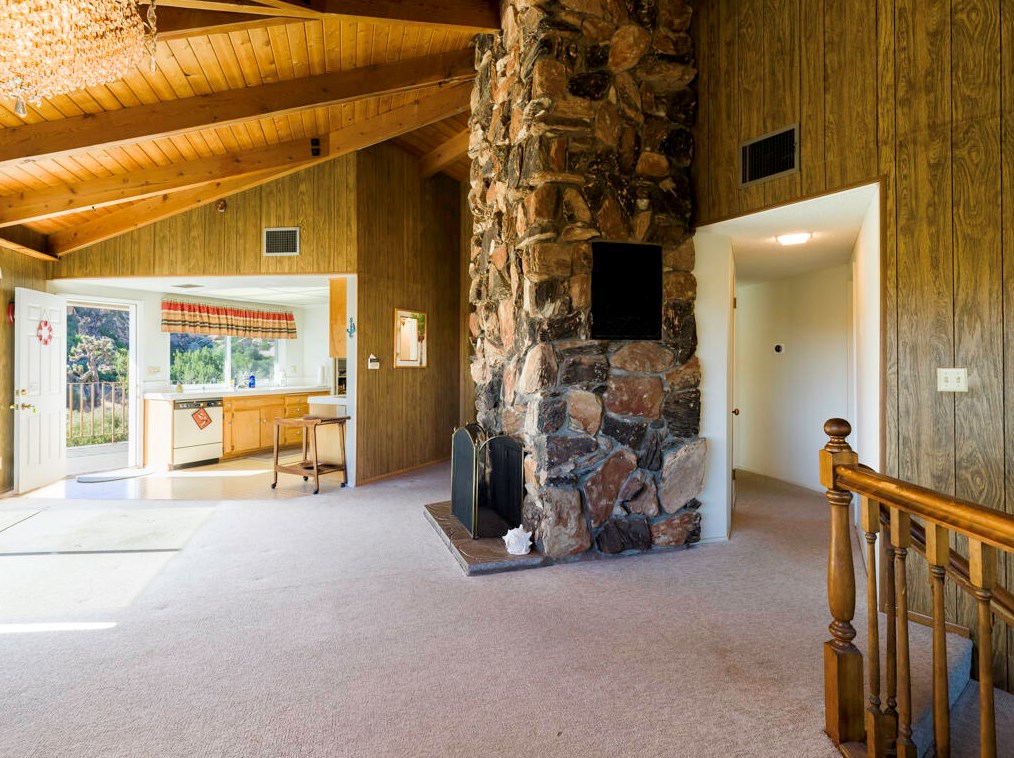 5230 Puente Ct, Yucca Valley CA  92284-2028 exterior