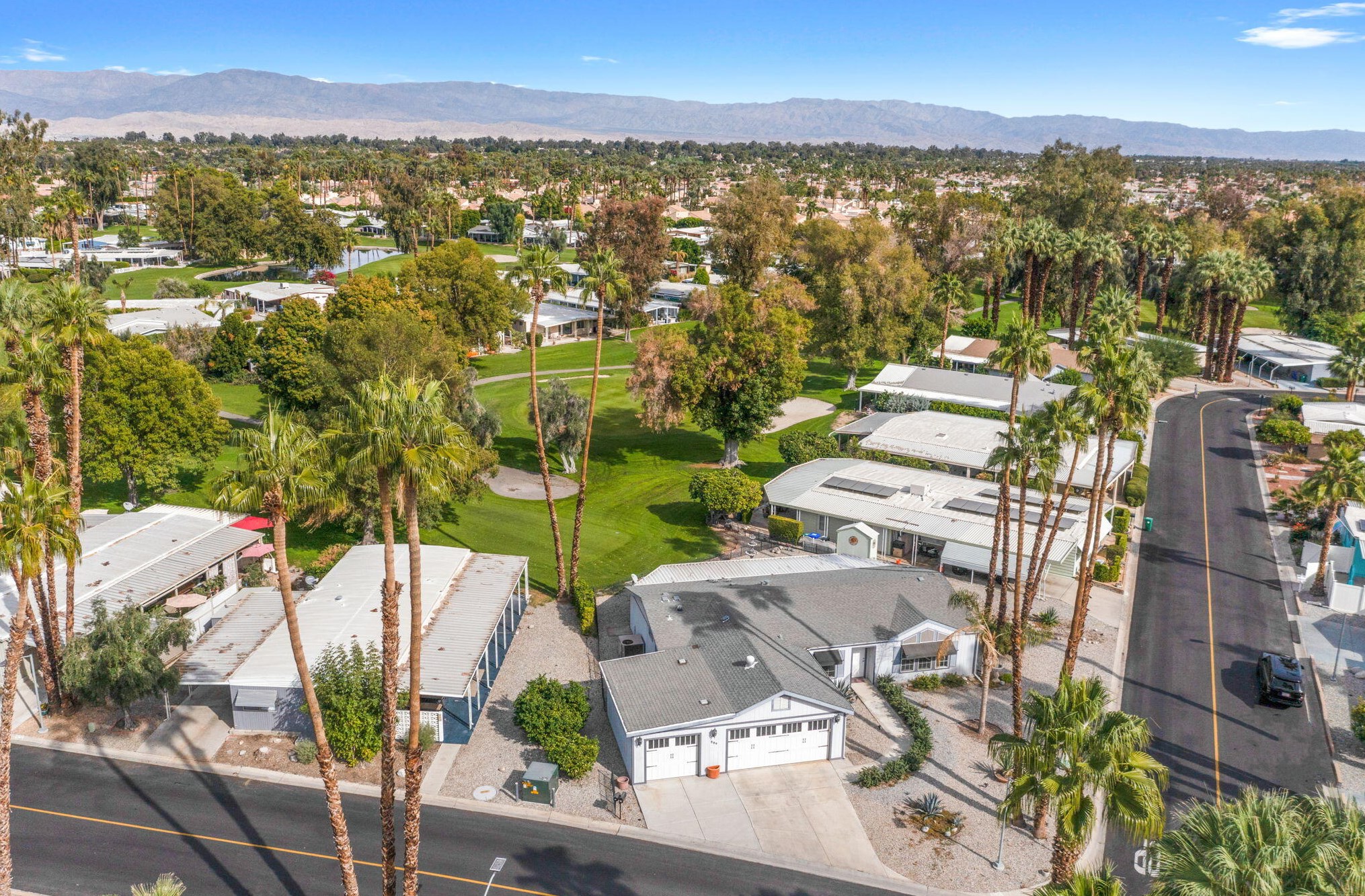 204 Avenida Orontes, Cathedral City CA  92234-1539 exterior