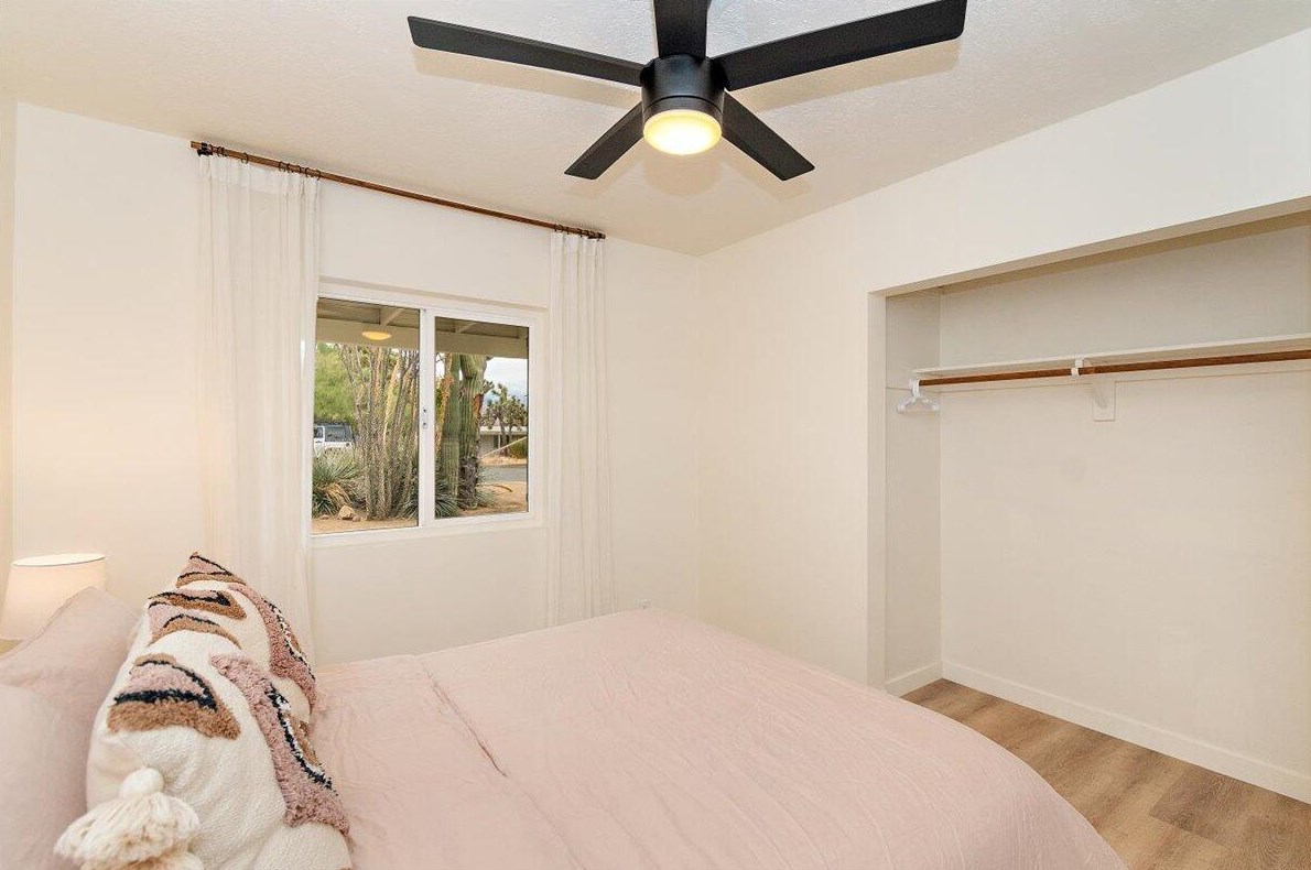 7441 Elata Ave, Yucca Valley CA  92284-3738 exterior